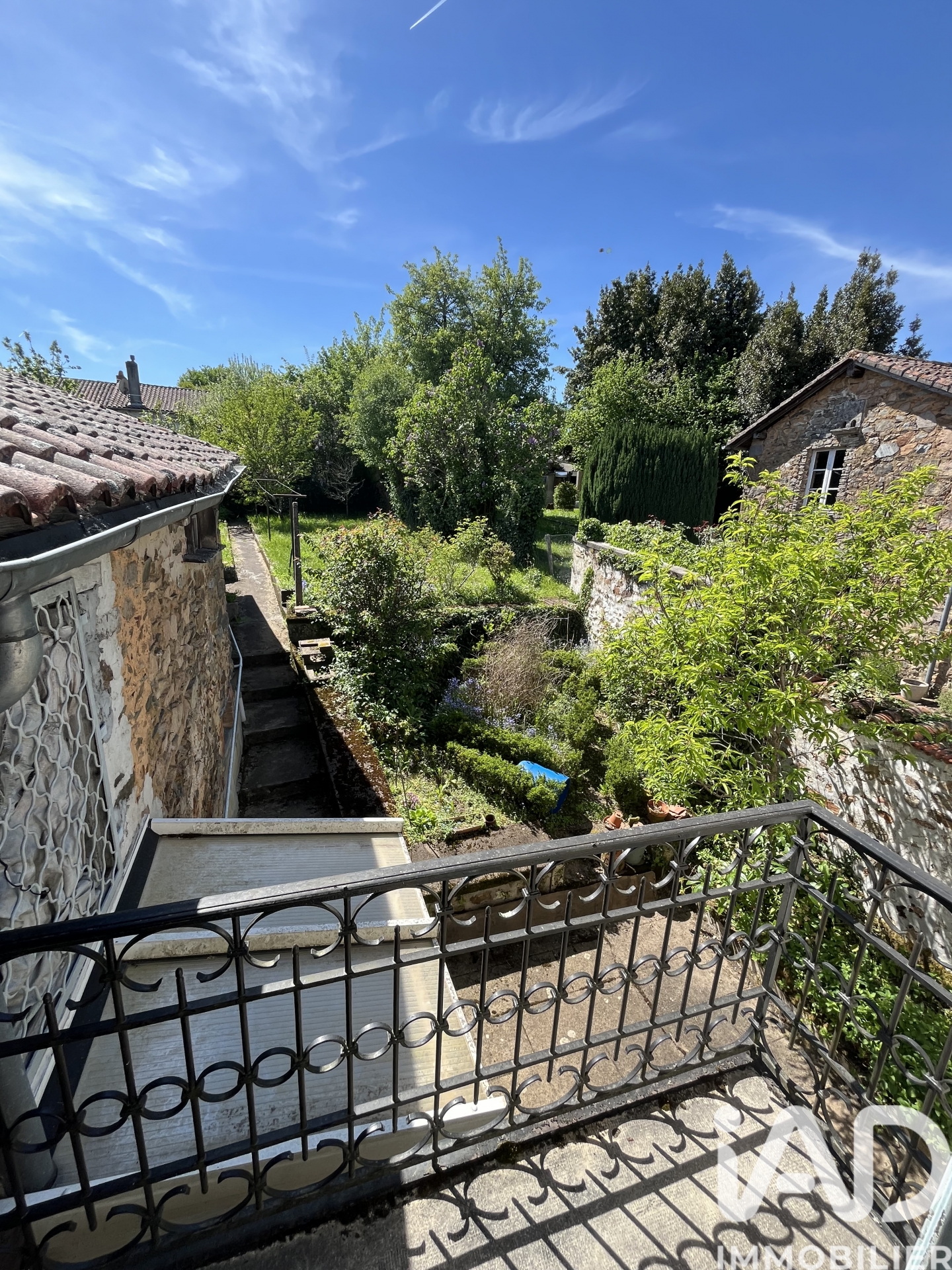 Vente maison à Massignac (16310) : maison de village 5 pièces 115 m² - 2030007 — 12