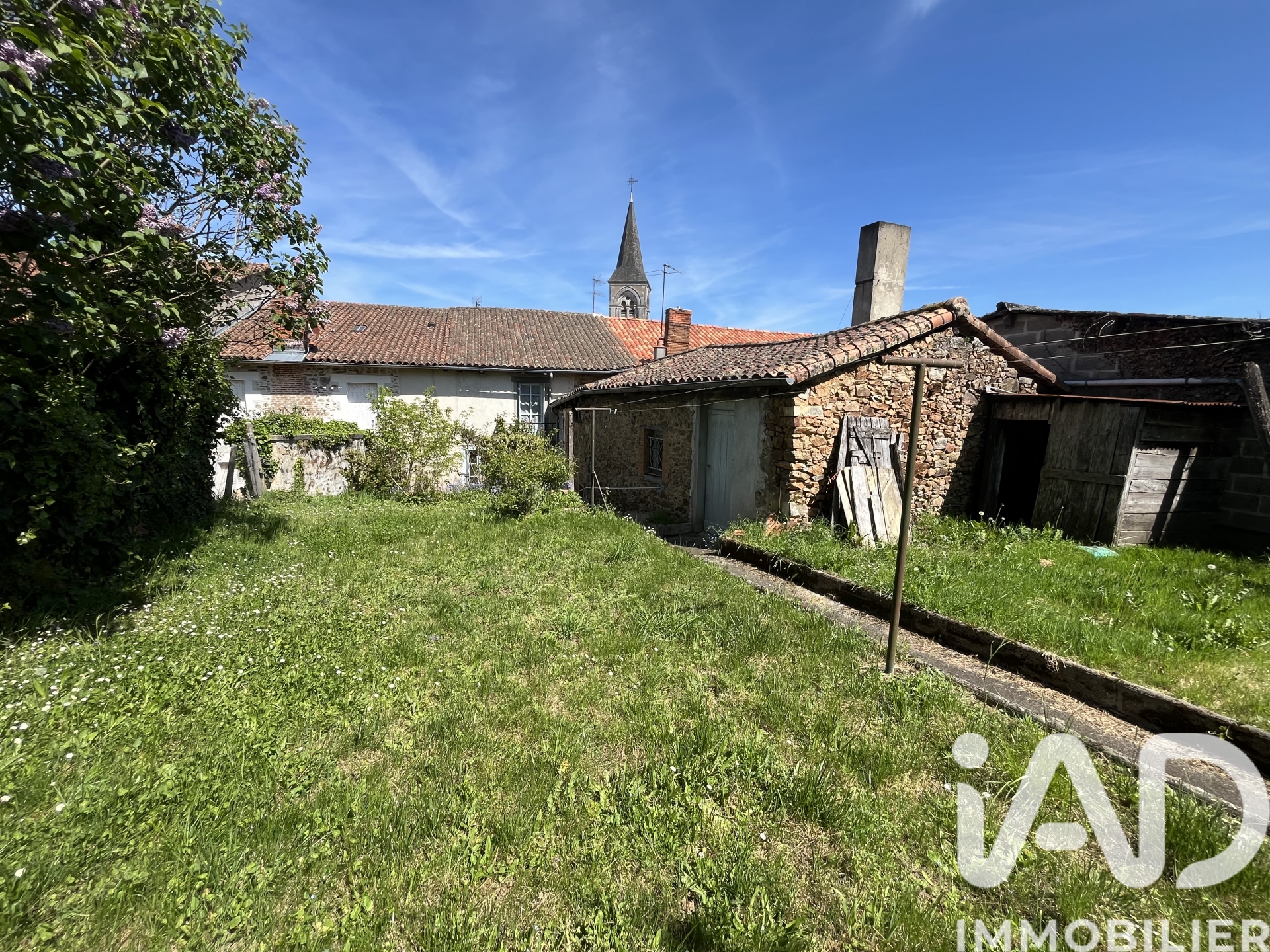 Vente maison à Massignac (16310) : maison de village 5 pièces 115 m² - 2030007 — 15