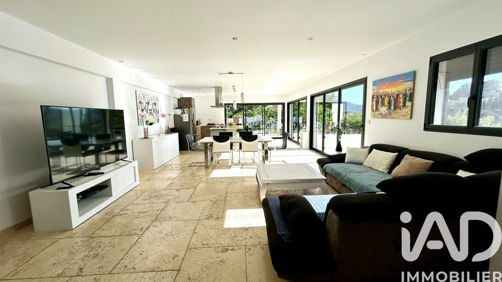 Vente maison à Gémenos (13420) : maison 7 pièces 330 m² - 2027290 — 14