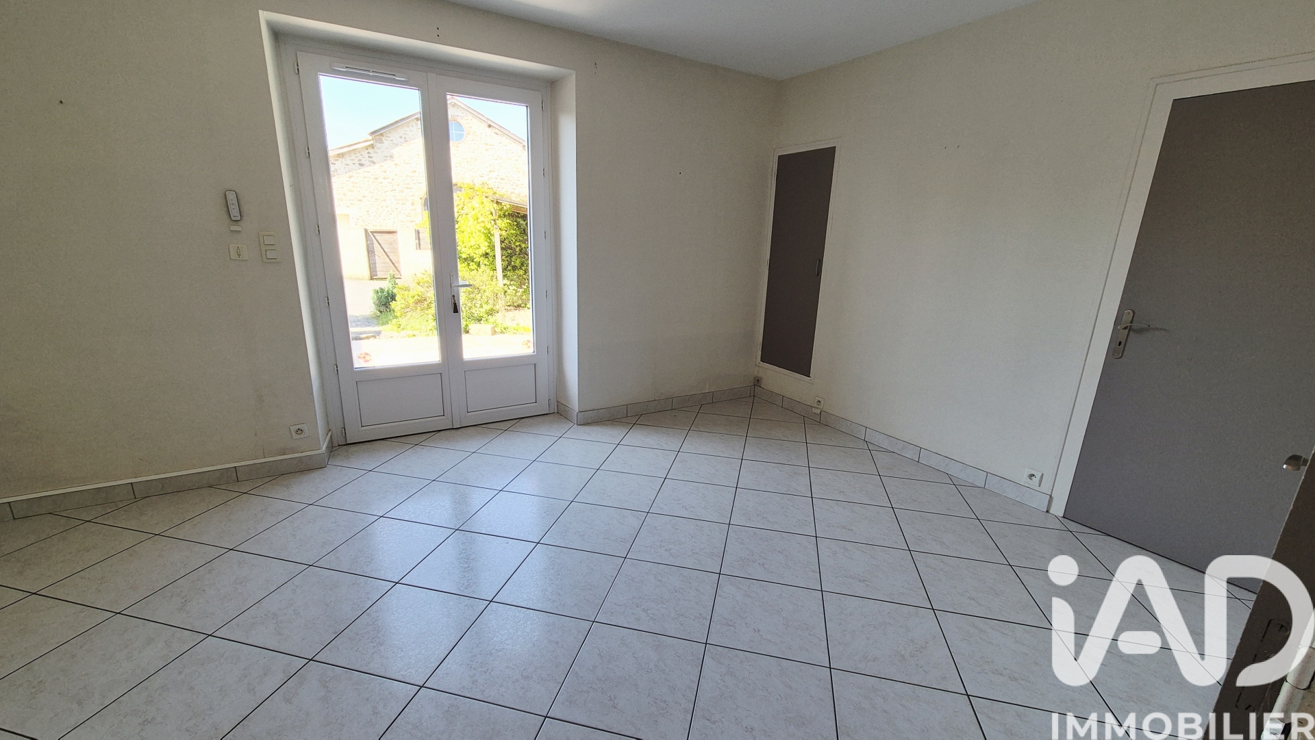 Vente maison à La Tessoualle (49280) : maison 6 pièces 124 m² - 2021107 — 5