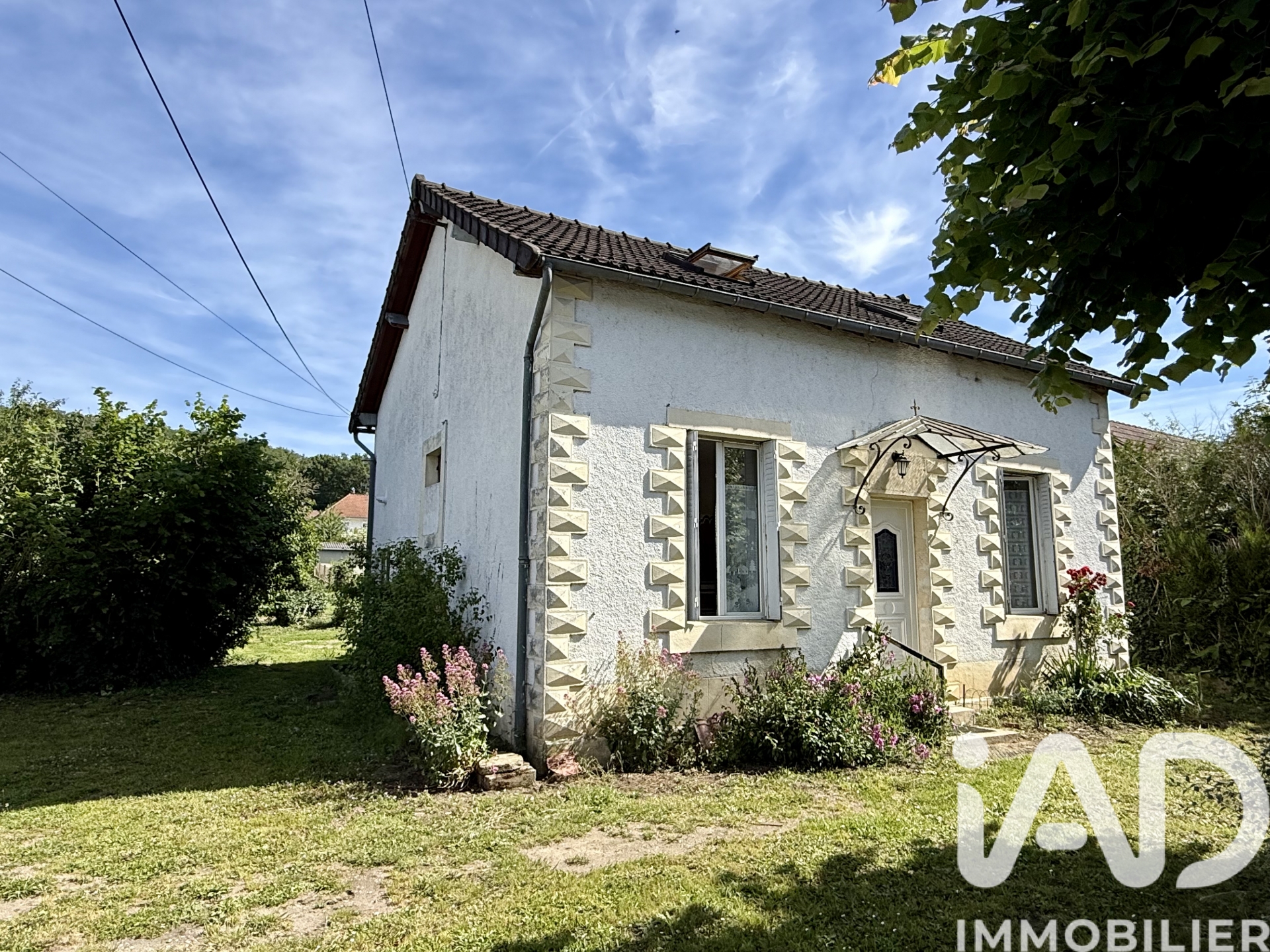 Vente maison à Saint-Amand-Montrond (18200) : maison de ville 4 pièces 86 m² - 2030447 — 2