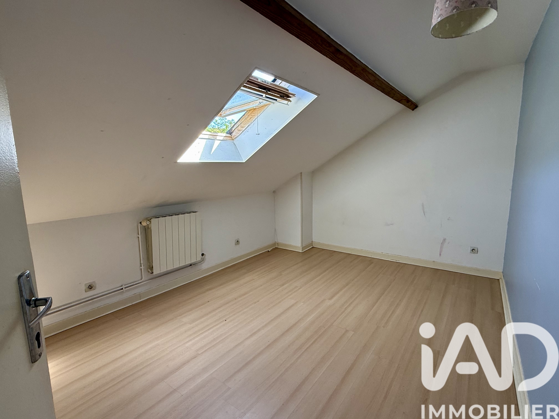 Vente maison à Saint-Amand-Montrond (18200) : maison de ville 4 pièces 86 m² - 2030447 — 7