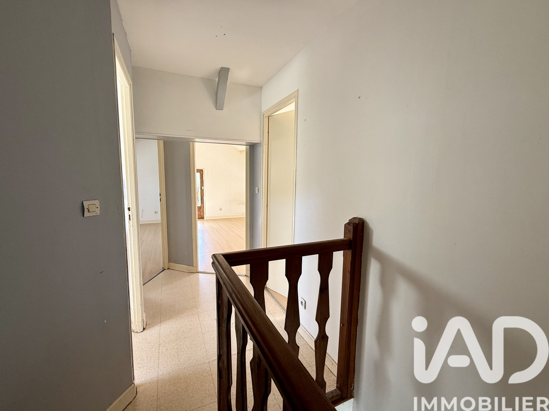 Vente maison à Saint-Amand-Montrond (18200) : maison de ville 4 pièces 86 m² - 2030447 — 11