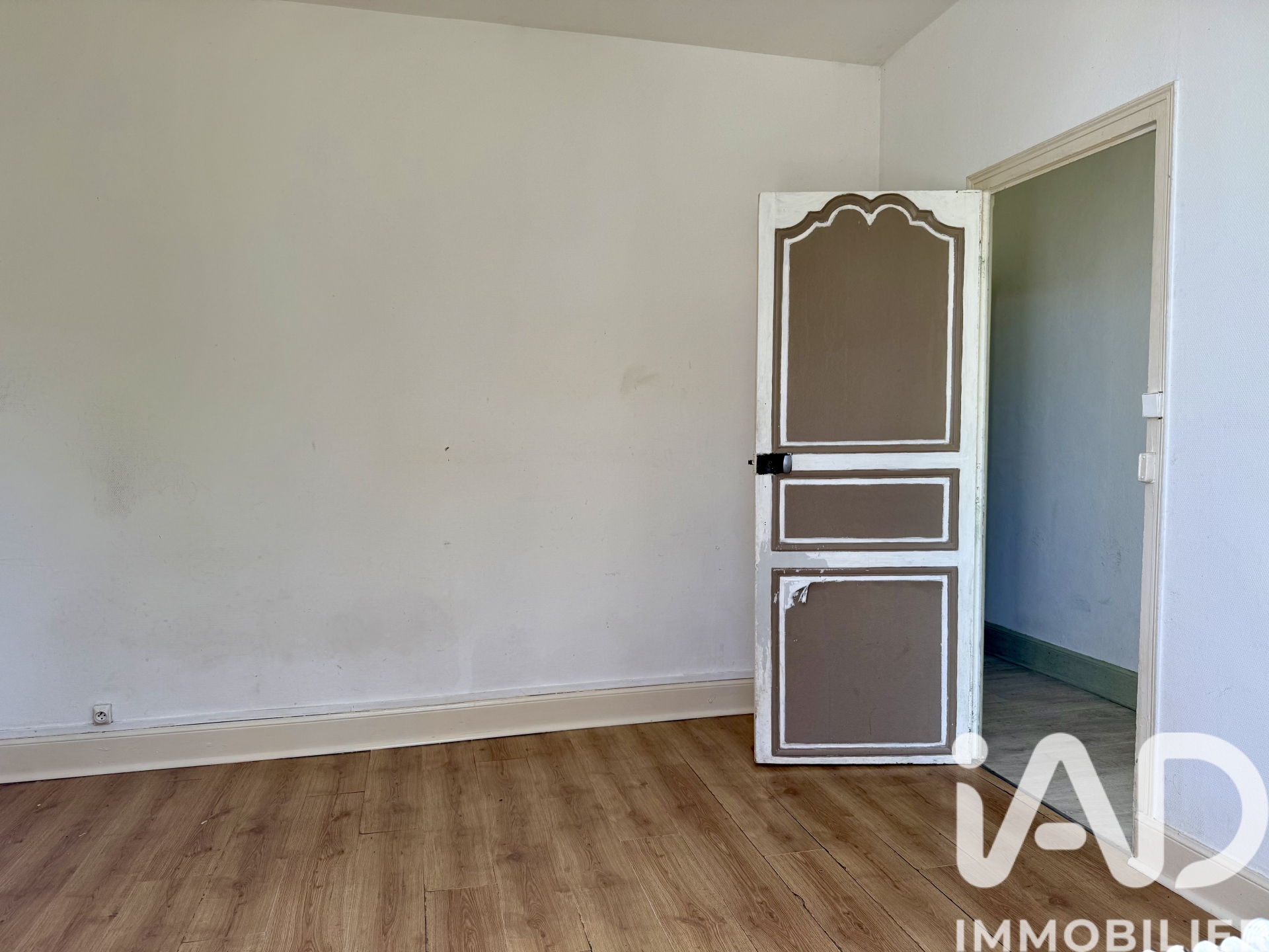 Vente maison à Saint-Amand-Montrond (18200) : maison de ville 4 pièces 86 m² - 2030447 — 6