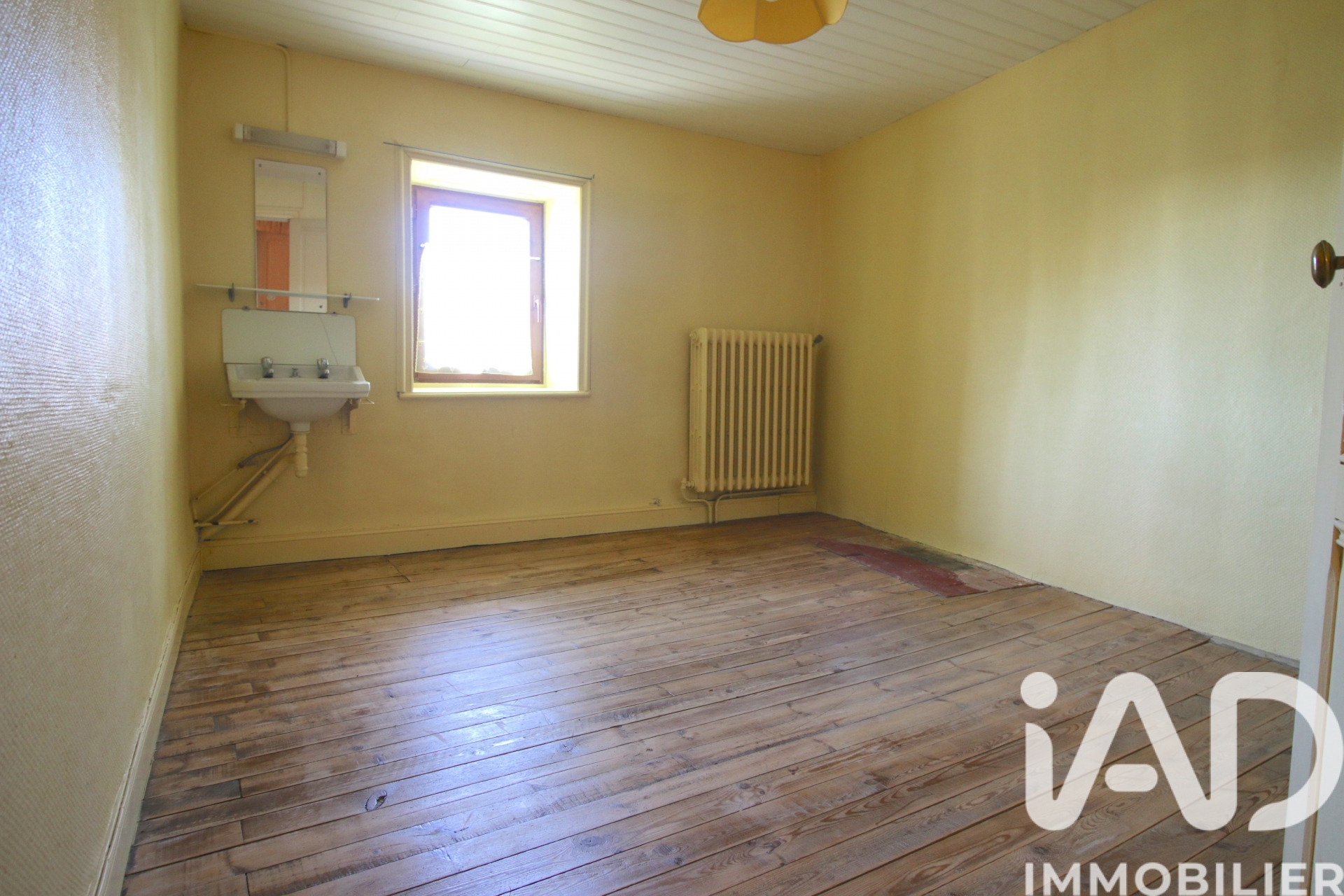 Vente maison à Saint-Bonnet-le-Bourg (63630) : maison 5 pièces 98 m² - 2026391 — 9