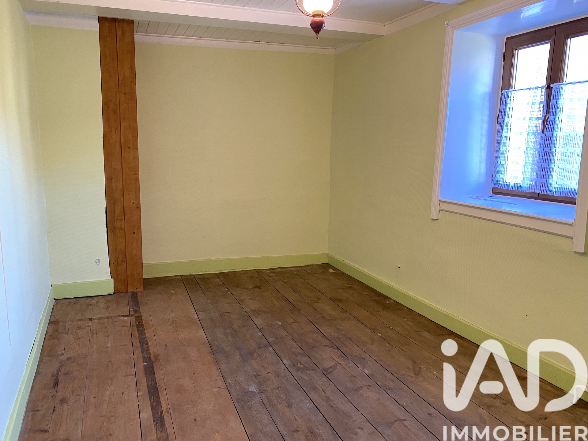 Vente maison à Saint-Bonnet-le-Bourg (63630) : maison 5 pièces 98 m² - 2026391 — 11