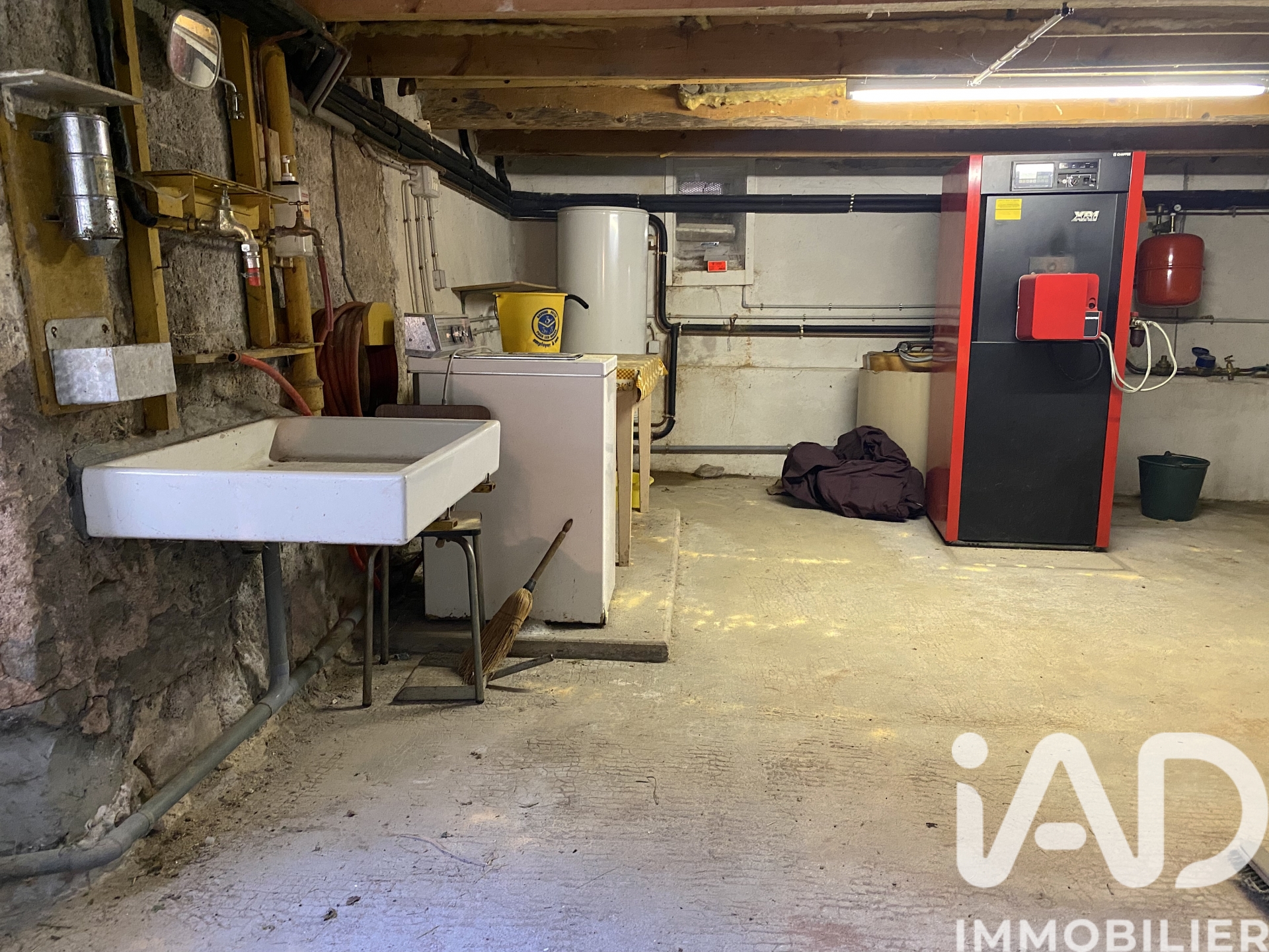 Vente maison à Saint-Bonnet-le-Bourg (63630) : maison 5 pièces 98 m² - 2026391 — 20