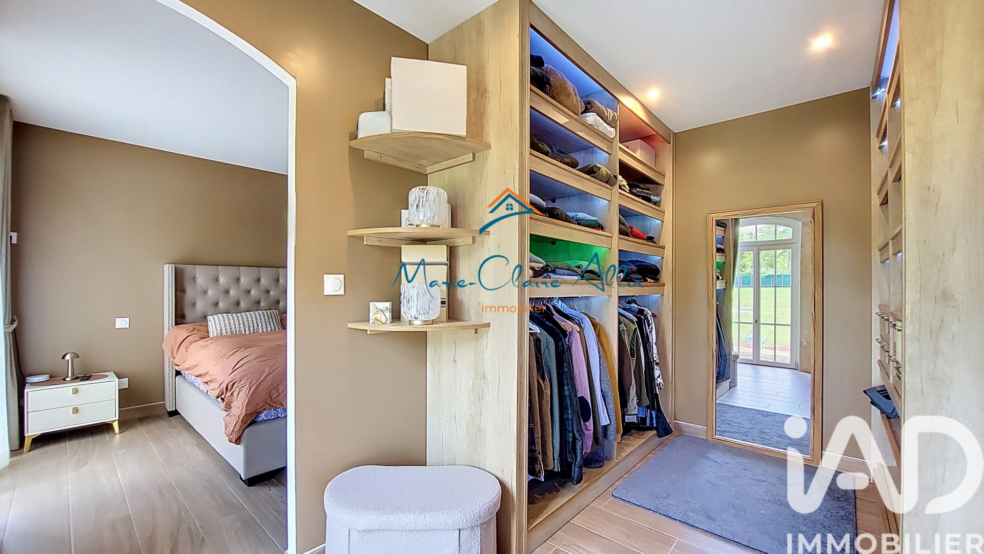 Vente maison à La Ferté-Saint-Cyr (41220) : maison 5 pièces 121 m² - 2025519 — 9