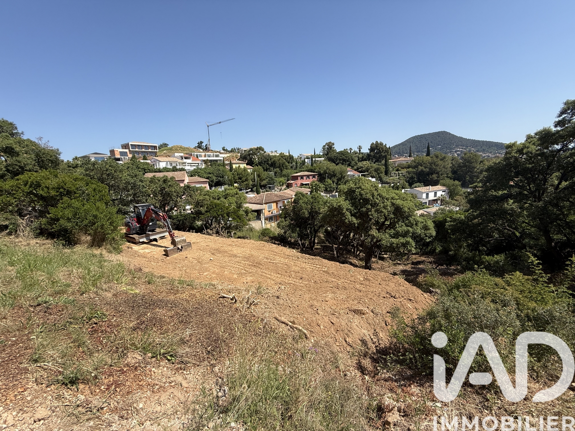 Terrain à bâtir de 2 110 m² à Carqueiranne (83320) — 14