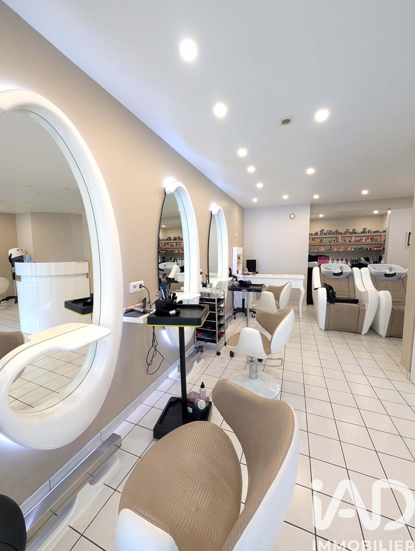 Vente Esthétique, Coiffure 93 m²