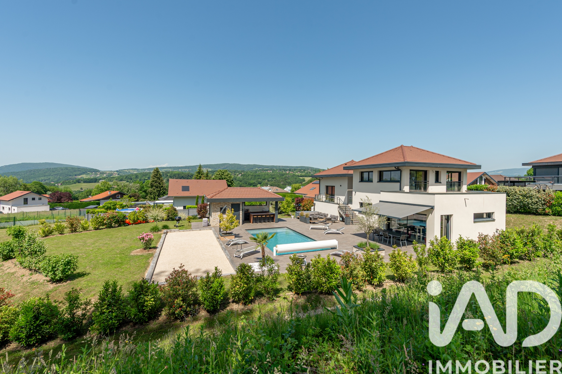 Maison à vendre à Saint Martin Bellevue — 1 446 000 € — IAD France
