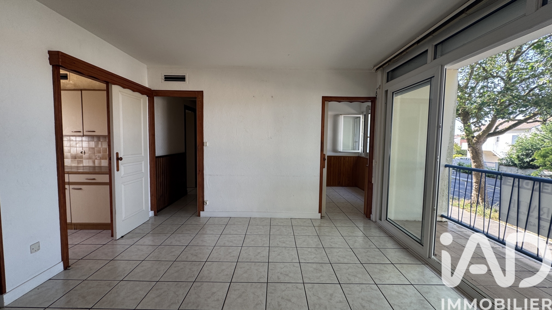 Appartement à vendre à Rochefort — 115 500 € — IAD France