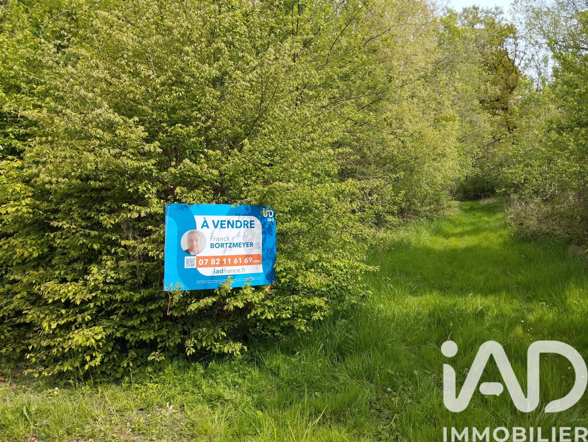 Vente Terrain à bâtir 2 050 m²