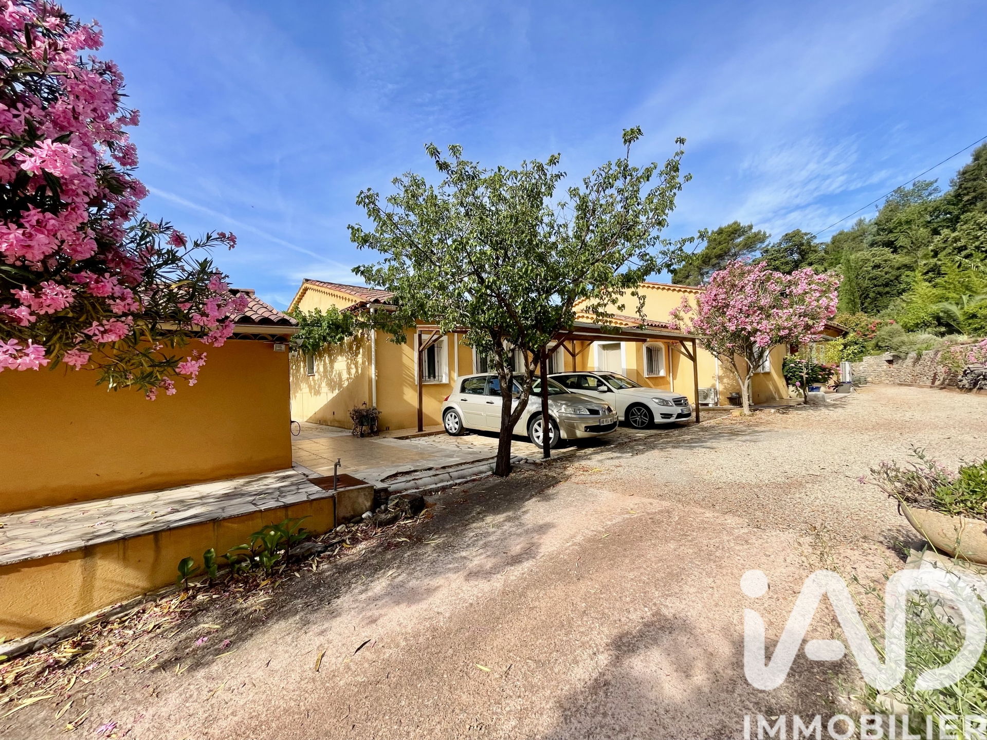 Vente maison à La Motte (83920) : mas 6 pièces 240 m² - 2106068 — 7