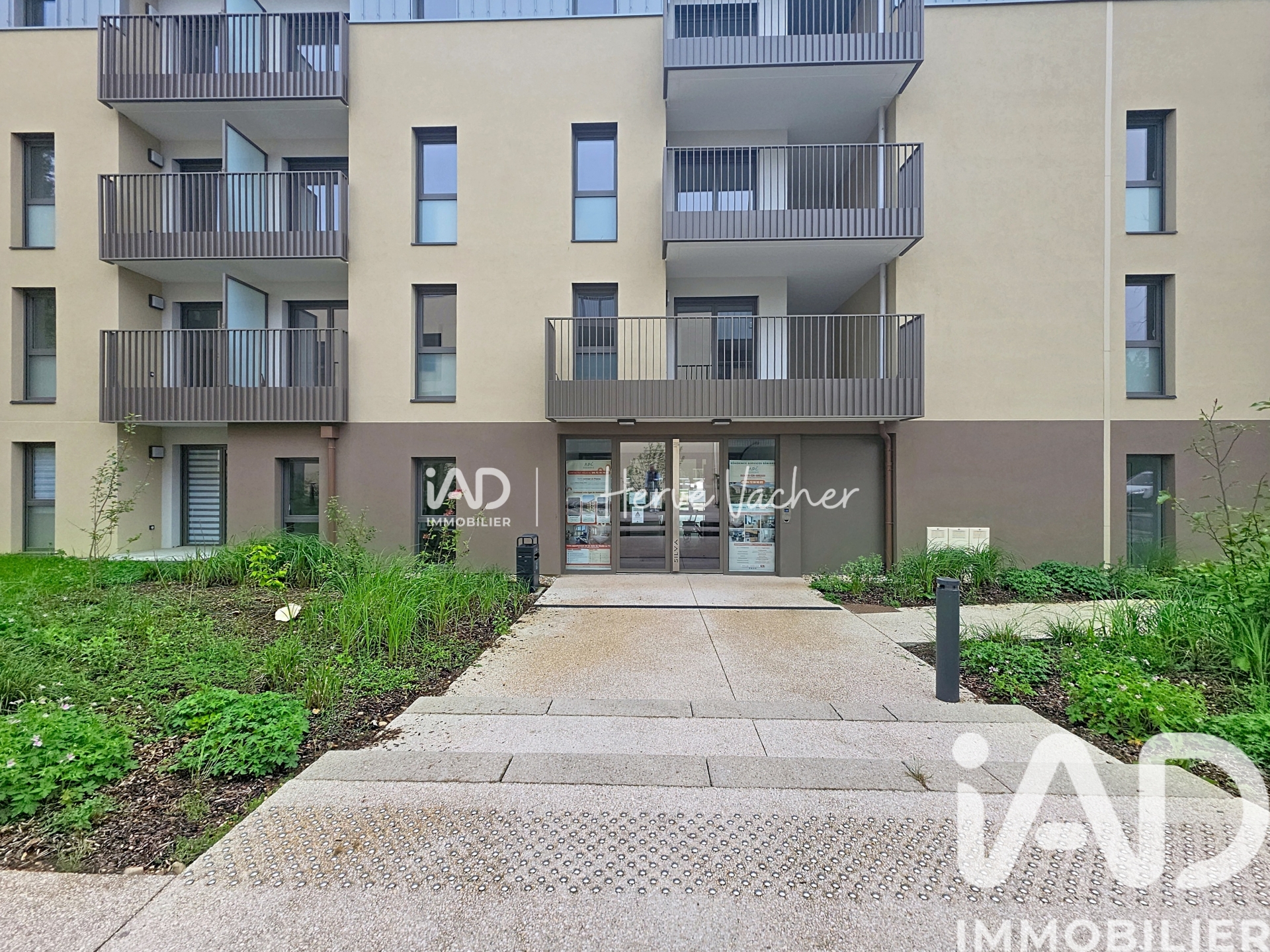 Appartement à vendre à Bourg-en-Bresse — 96 000 € — IAD France
