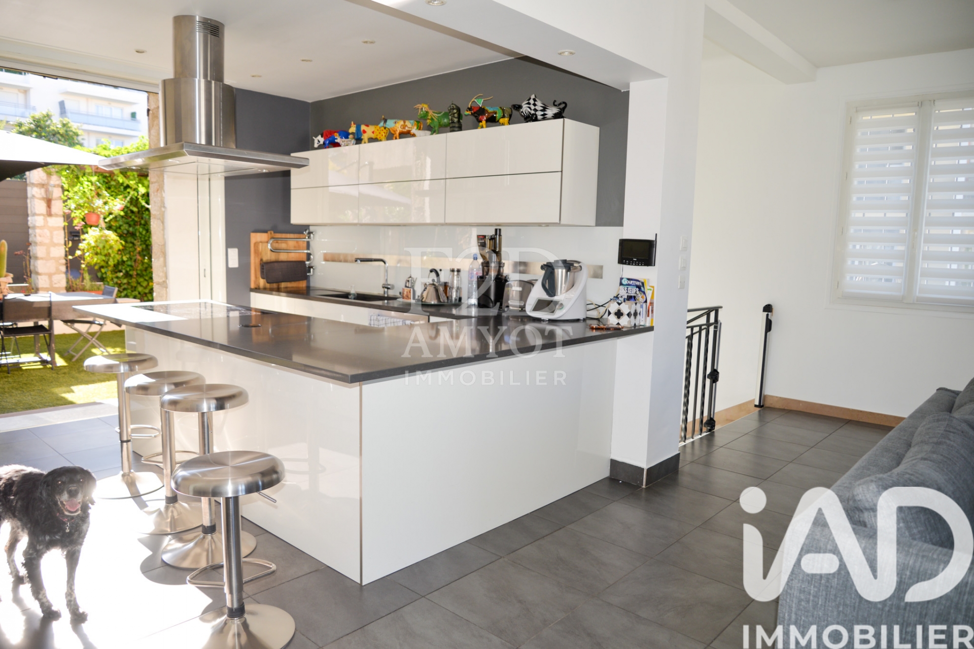 Vente appartement à Saint-Laurent-du-Var (06700) : appartement 5 pièces 157 m² - 2026679 — 10