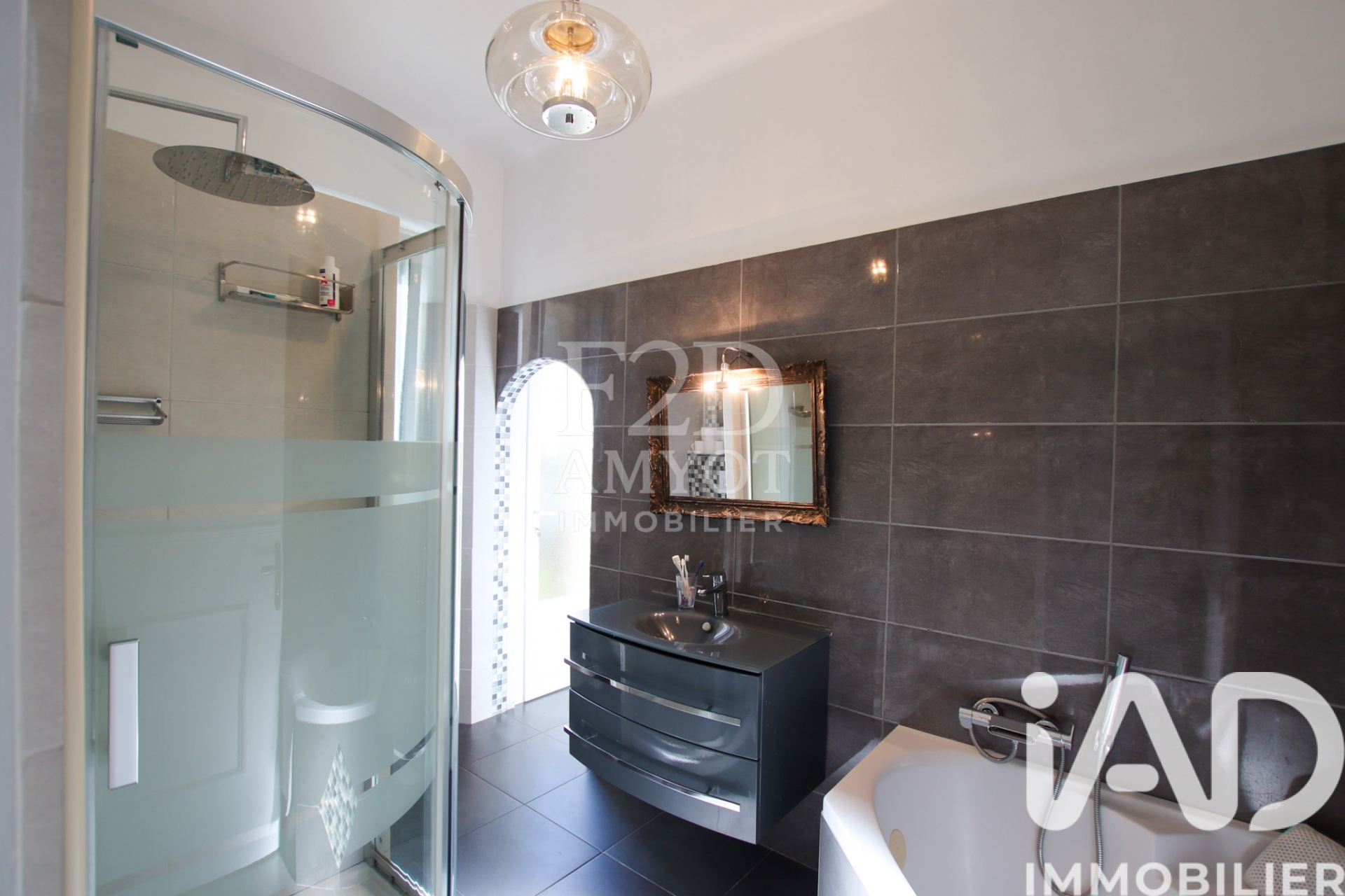 Vente appartement à Saint-Laurent-du-Var (06700) : appartement 5 pièces 157 m² - 2026679 — 17