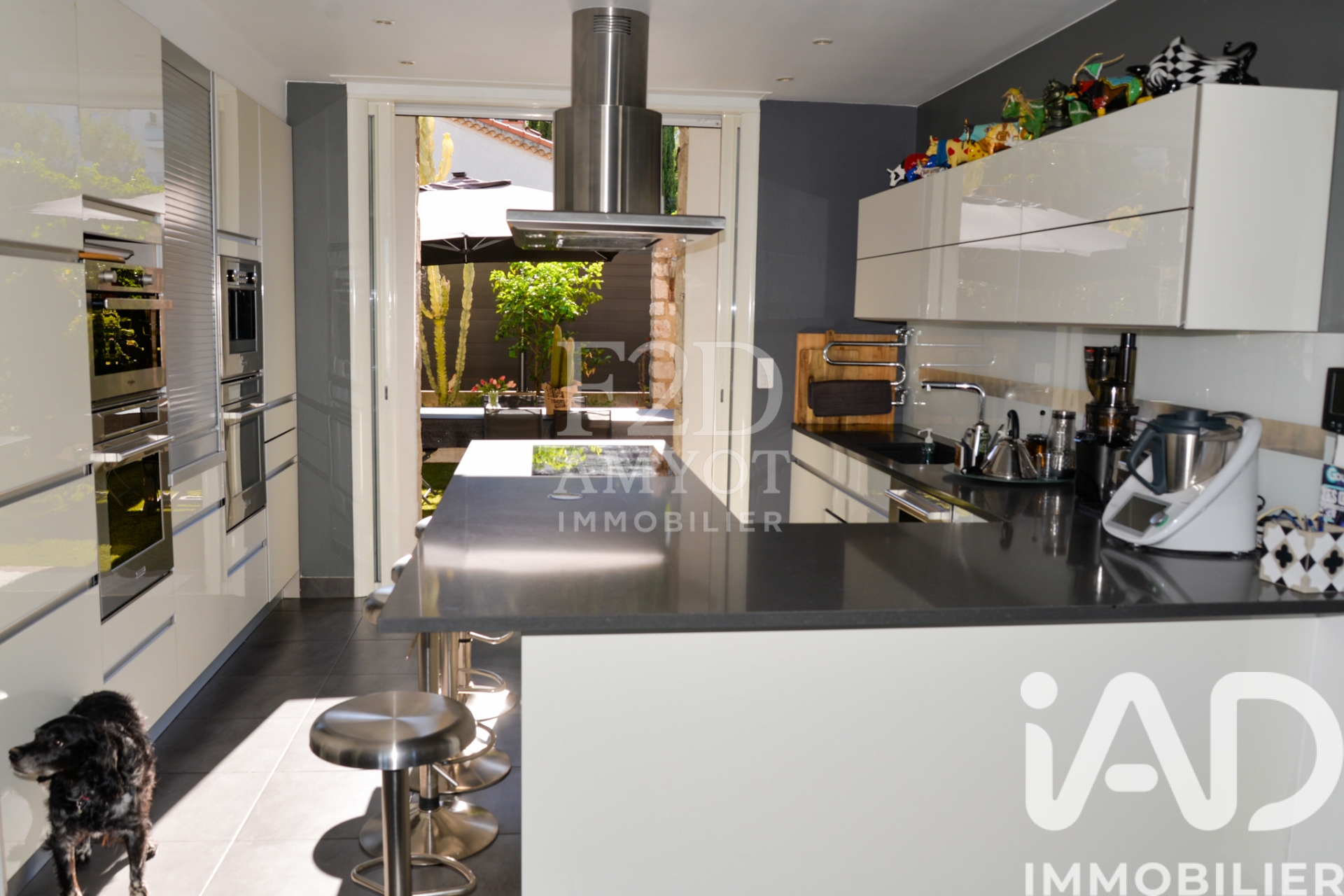 Vente appartement à Saint-Laurent-du-Var (06700) : appartement 5 pièces 157 m² - 2026679 — 7