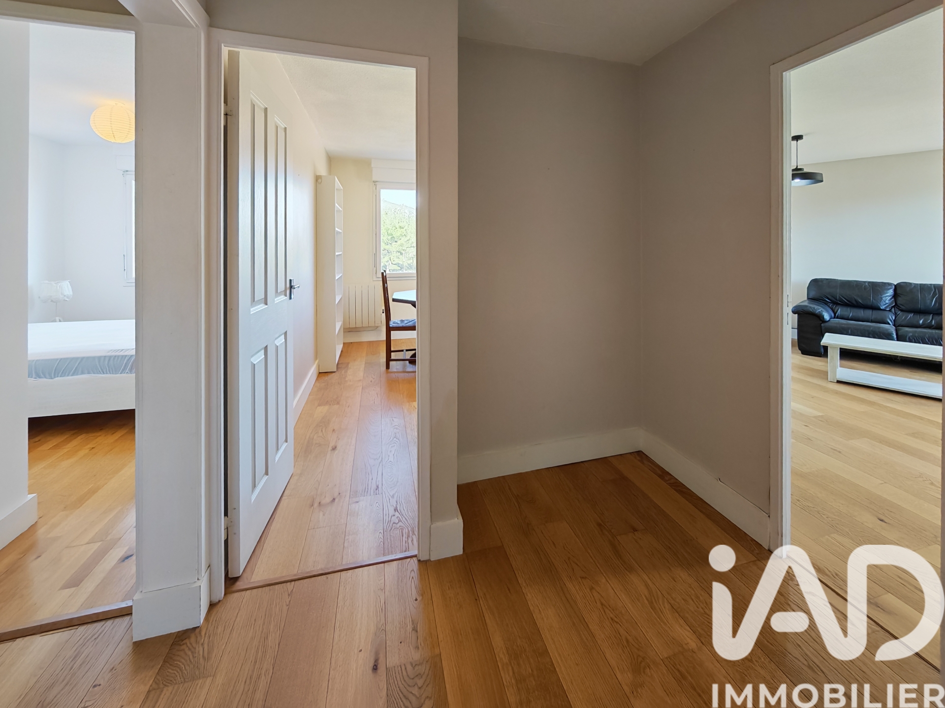 Vente appartement à Saint — 5