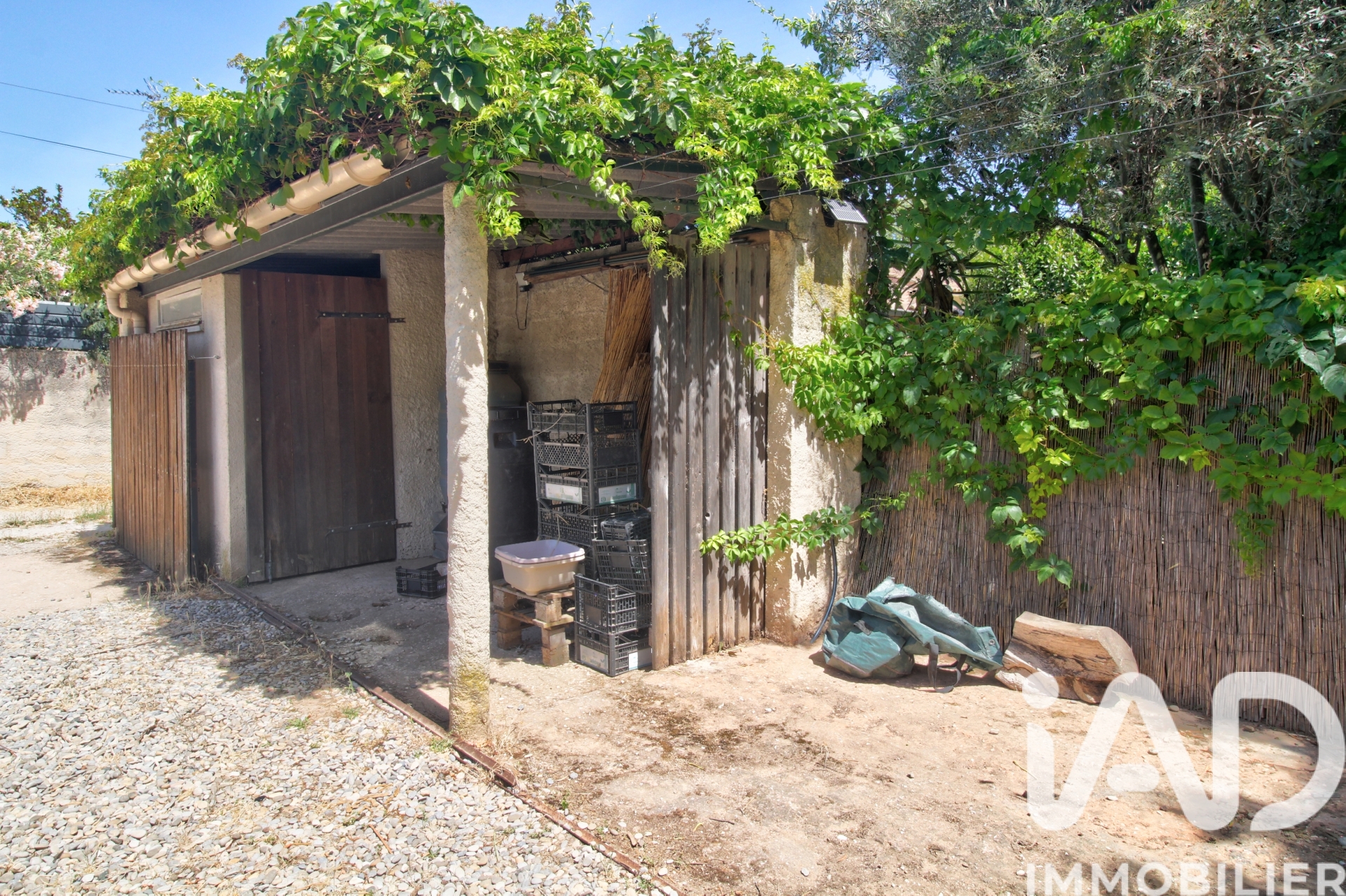 Vente maison à Le Beausset (83330) : maison de village 5 pièces 127 m² - 2047788 — 11