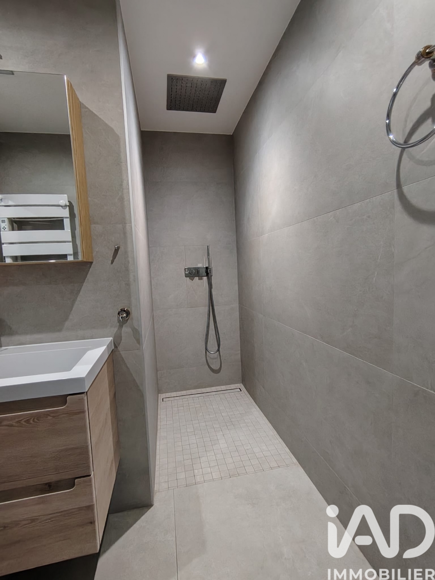 Vente maison à Thyez (74300) : maison d'architecte 6 pièces 147 m² - 2055211 — 10