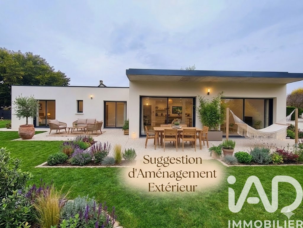 Maison à vendre à Savigné-sur-Lathan — 298 500 € — IAD France