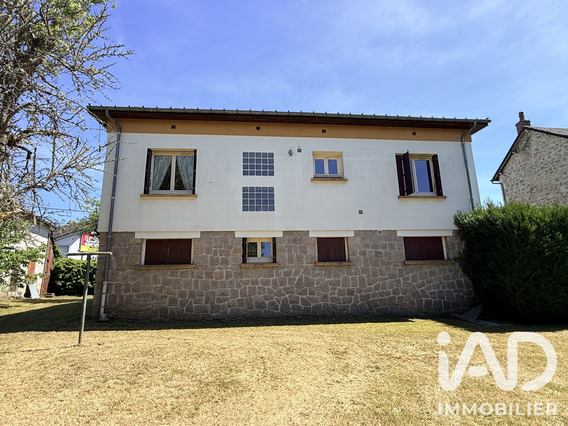 Vente maison à Ussel (19200) : maison 5 pièces 118 m² — 10