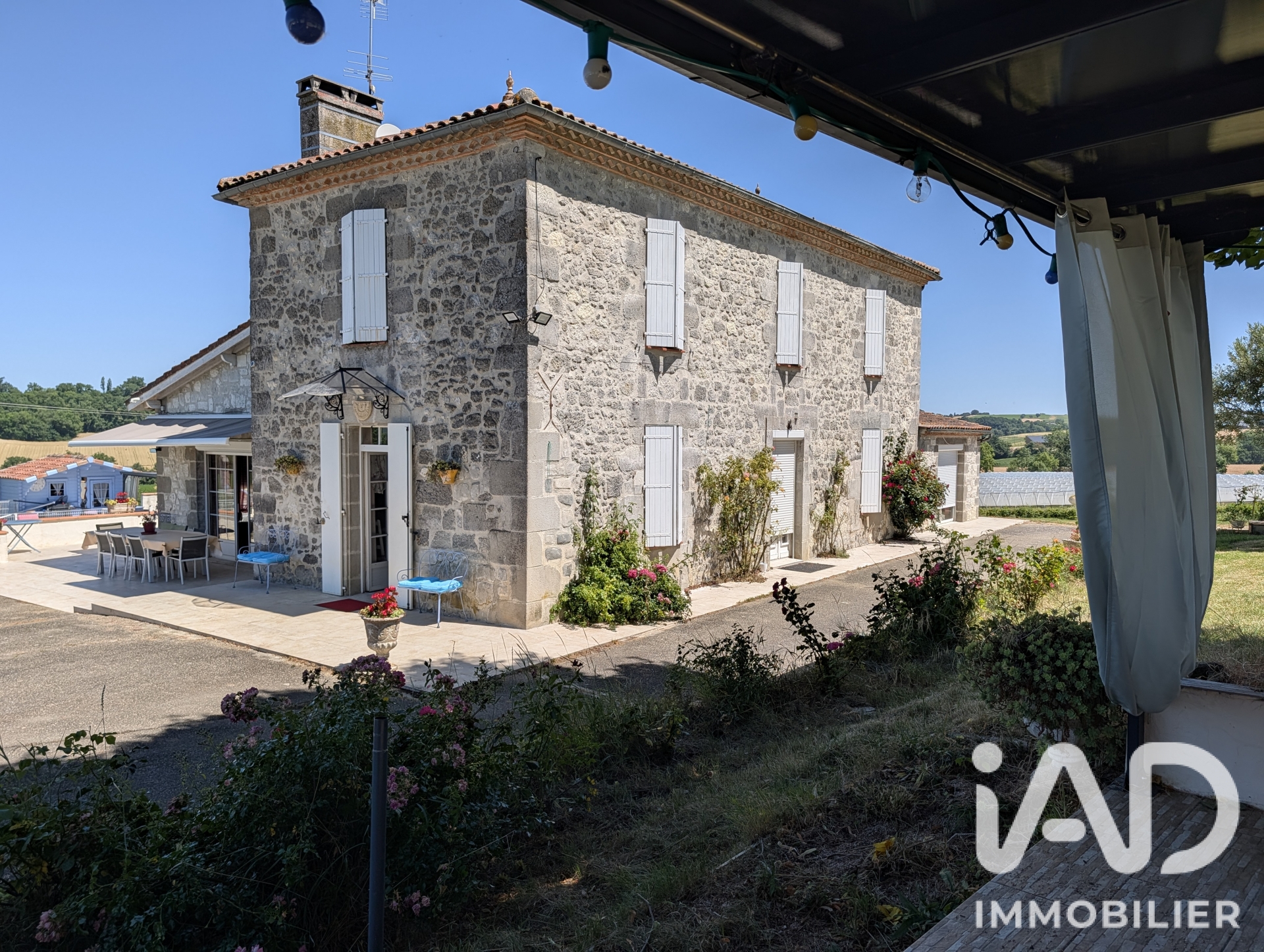 Vente Maison de campagne 9 pièces