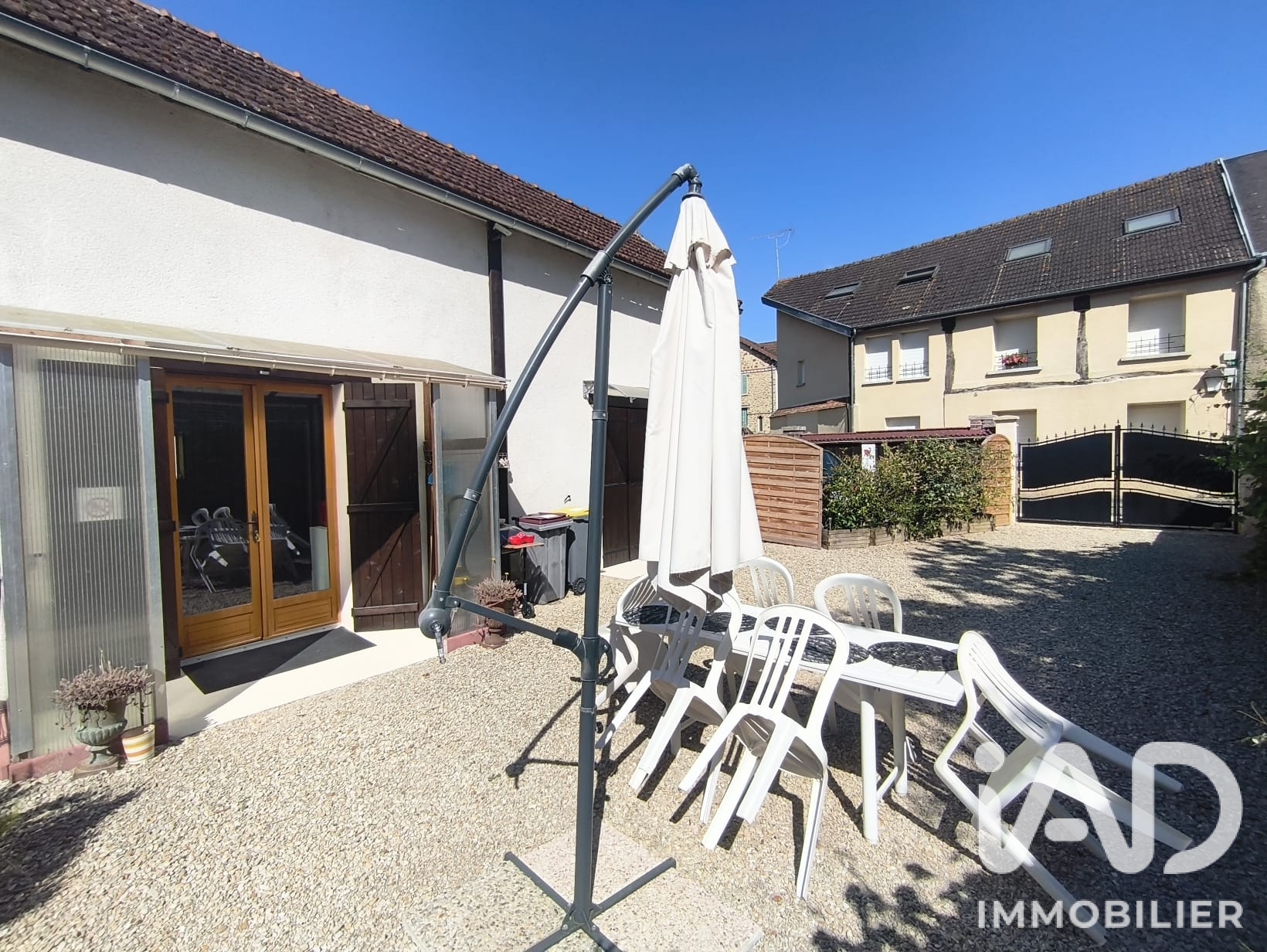 Vente maison à Nogent-sur-Seine (10400) : maison 10 pièces 201 m² - 2057978 — 18