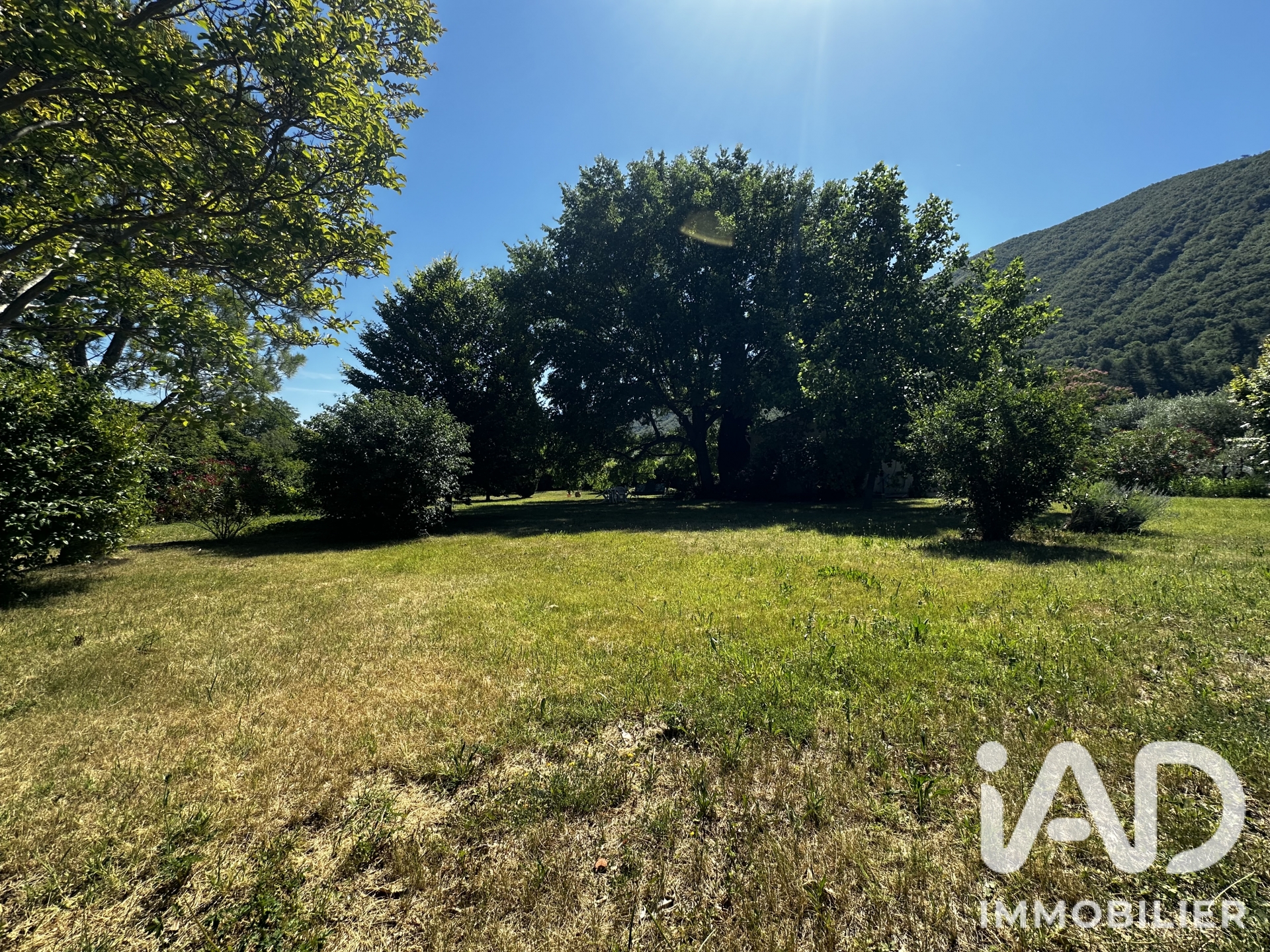 Vente maison à Les Mées (04190) : maison 5 pièces 127 m² - 2055872 — 18