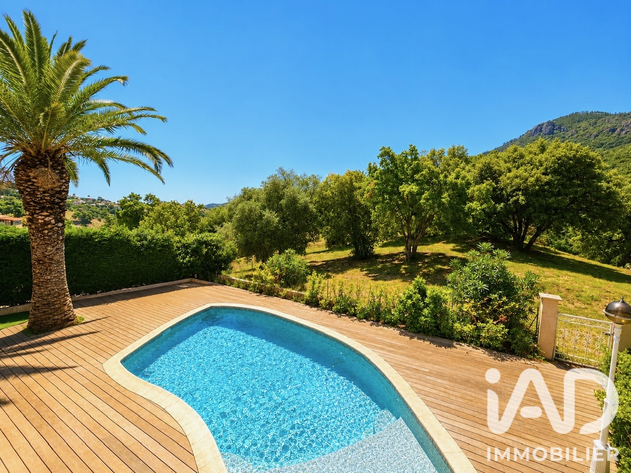 Vente maison à Mandelieu la Napoule (06210) : maison 6 pièces 150 m² - 2058079 — 10