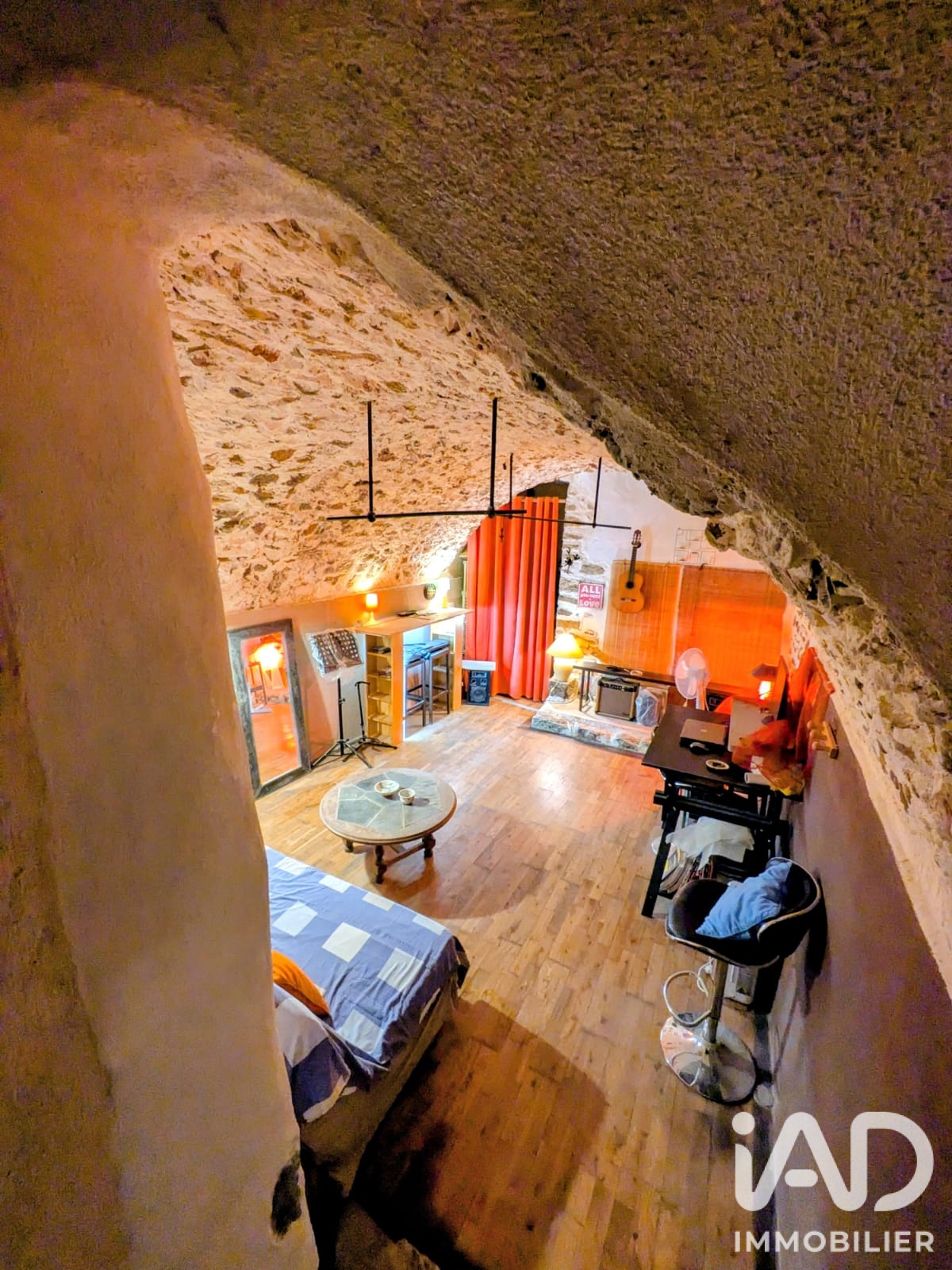 Vente maison à Ollioules (83190) : maison de ville 5 pièces 128 m² - 2056178 — 23