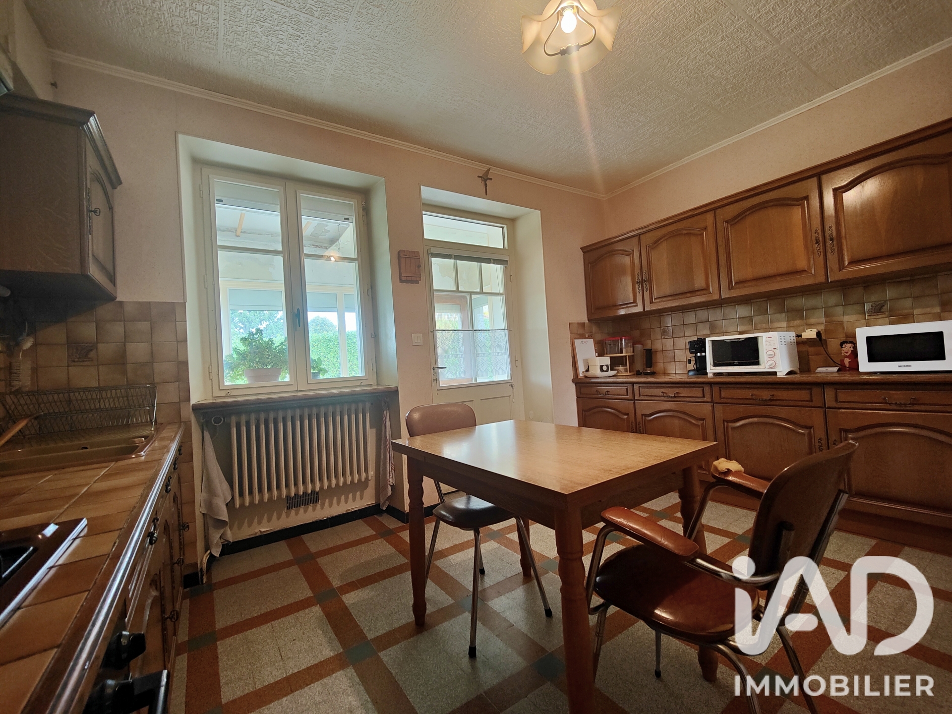 Vente maison à Roiffieux (07100) : maison de campagne 7 pièces 134 m² - 2056139 — 10