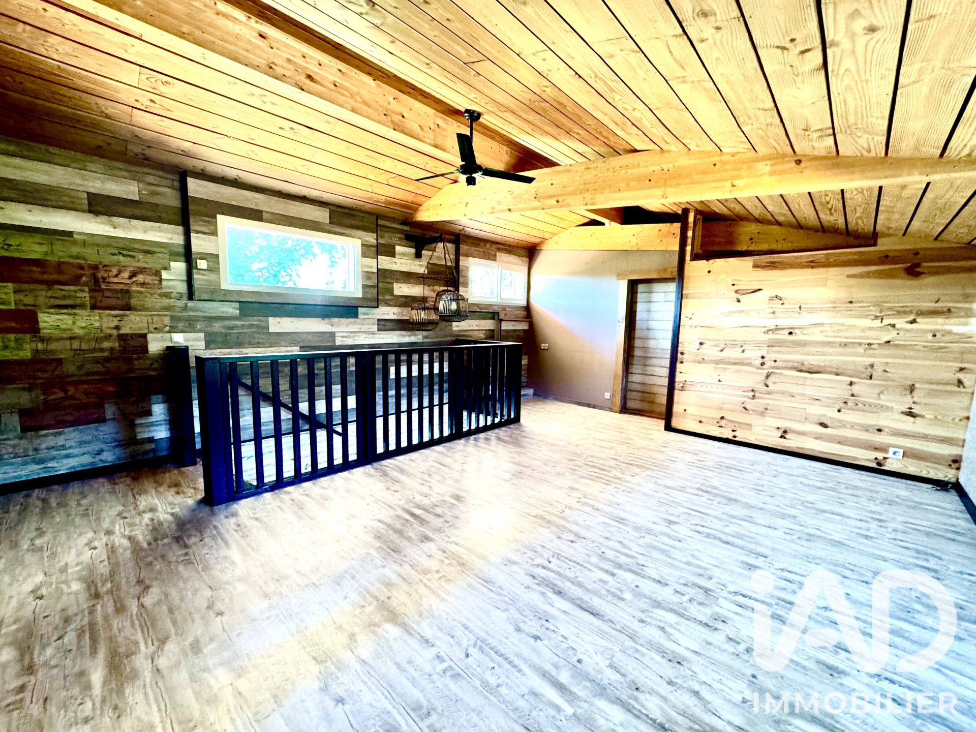 Vente maison à Lacanau (33680) : maison d'architecte 7 pièces 170 m² - 2057867 — 17