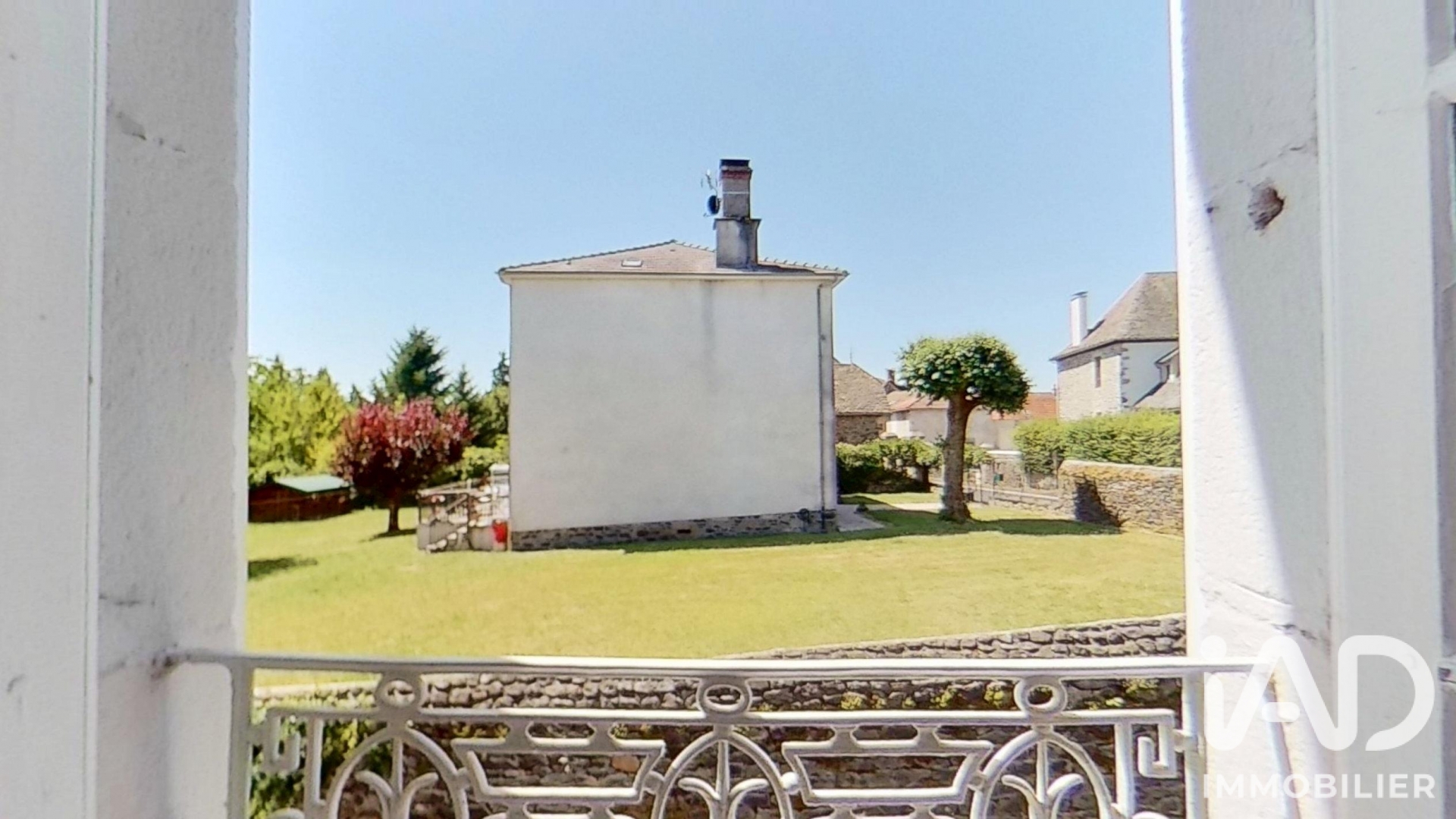Vente maison à Pleaux (15700) : maison de ville 3 pièces 98 m² - 2043924 — 14