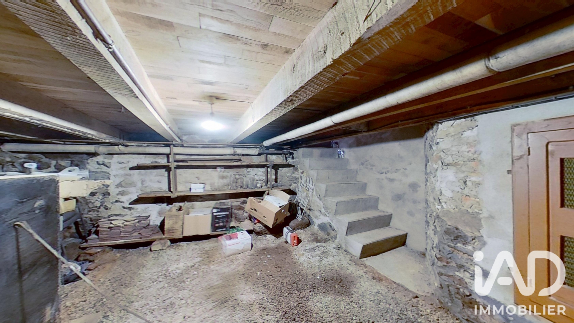 Vente maison à Pleaux (15700) : maison de ville 3 pièces 98 m² - 2043924 — 29