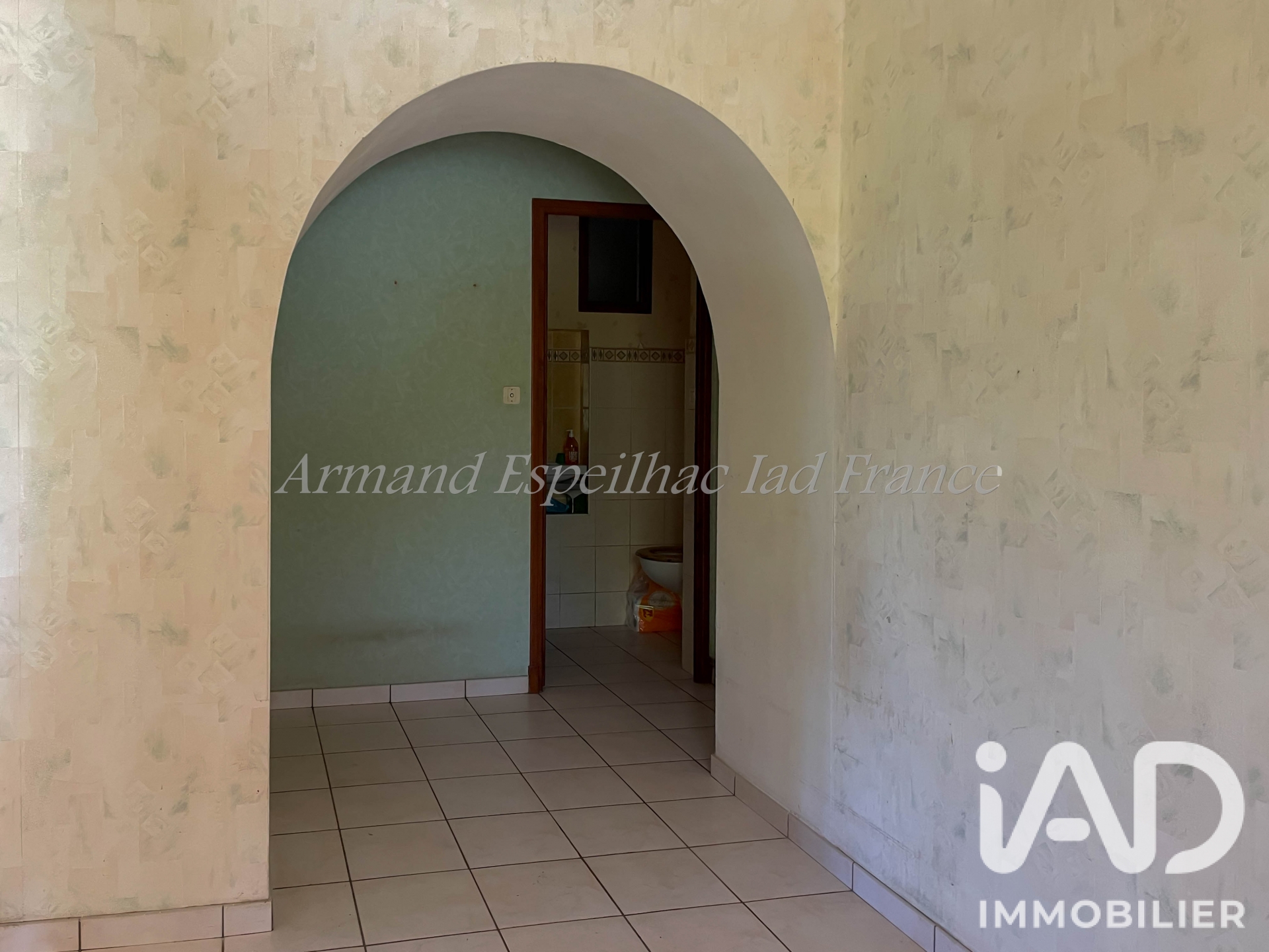 Vente maison à Rignac (12390) : maison de campagne 8 pièces 196 m² - 2001041 — 12