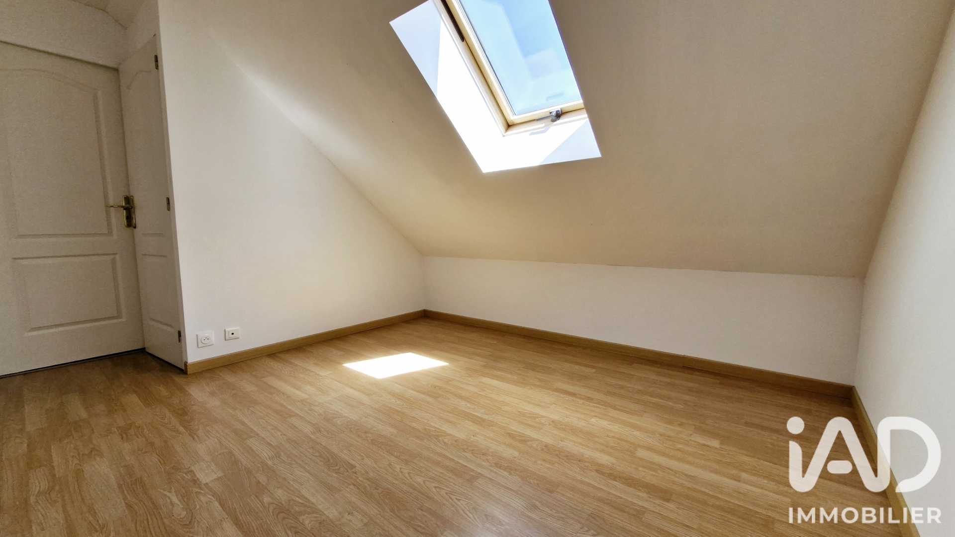 Vente maison à Jouy (28300) : pavillon 8 pièces 122 m² - 2057347 — 9