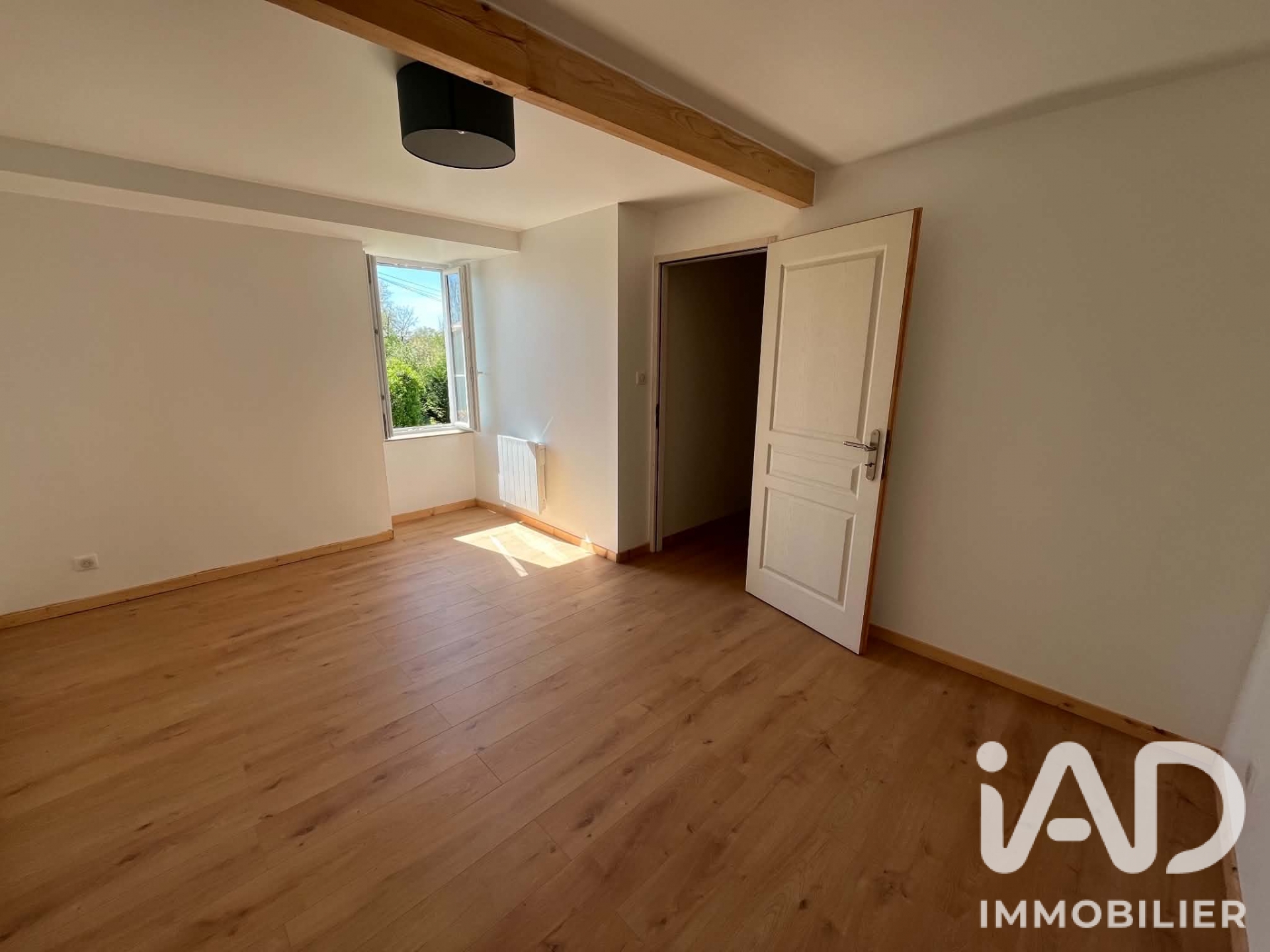 Vente maison à Châtillon-sur-Thouet (79200) : maison 4 pièces 104 m² - 2056039 — 7