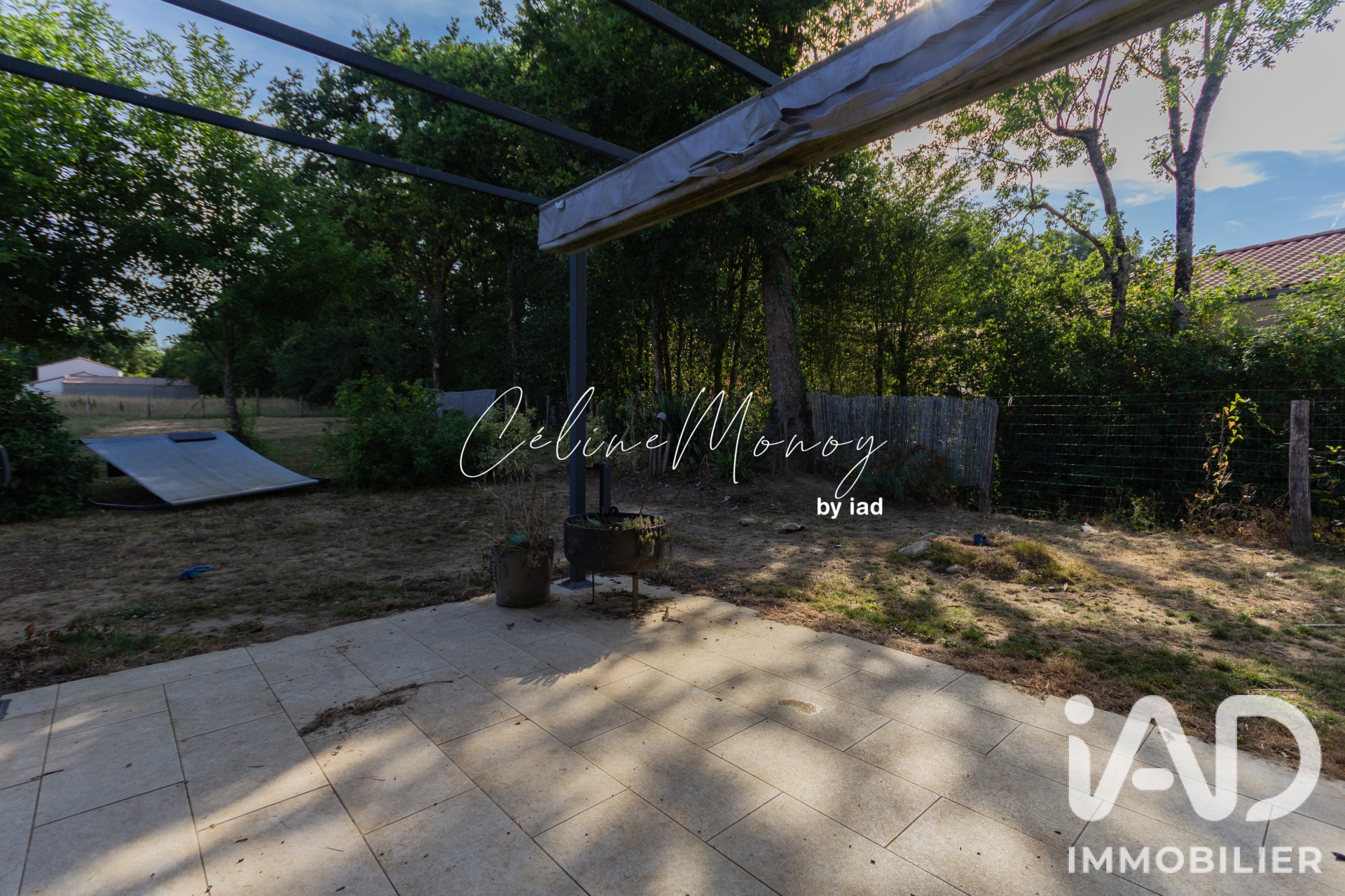 Vente maison à Rives de l'Yon (85310) : maison 5 pièces 150 m² - 2055312 — 23