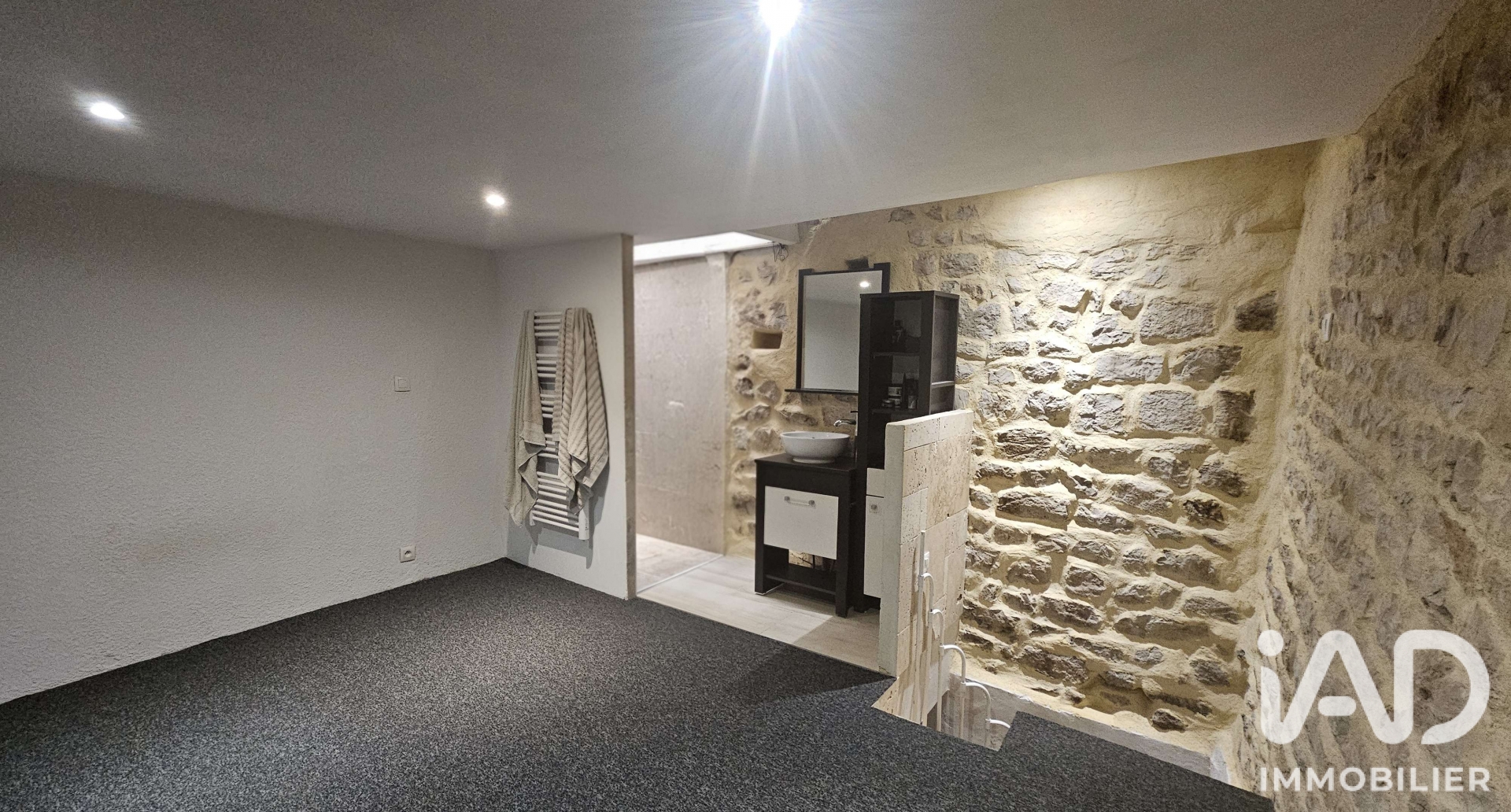 Vente appartement à Saint-Maximin-la-Sainte-Baume (83470) : duplex 2 pièces 56 m² - 2058743 — 5
