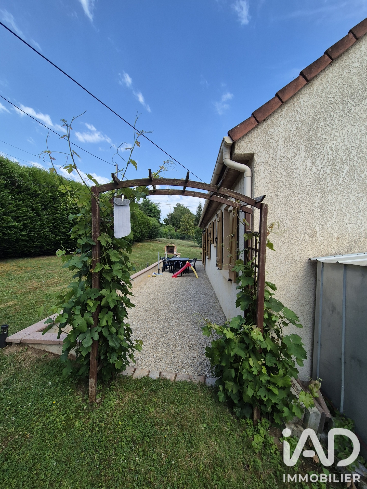 Vente maison à Crouy-sur-Ourcq (77840) : pavillon 4 pièces 91 m² - 2058438 — 9