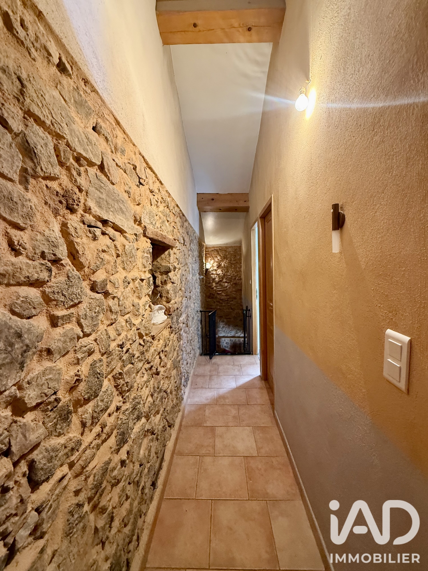 Vente maison à Le Luc (83340) : maison de village 4 pièces 85 m² - 1917691 — 18