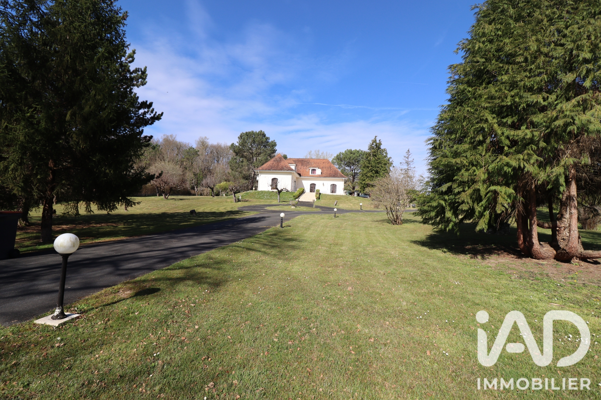 Vente maison à Pompignac (33370) : maison traditionnelle 6 pièces 210 m² - 2058489 — 29