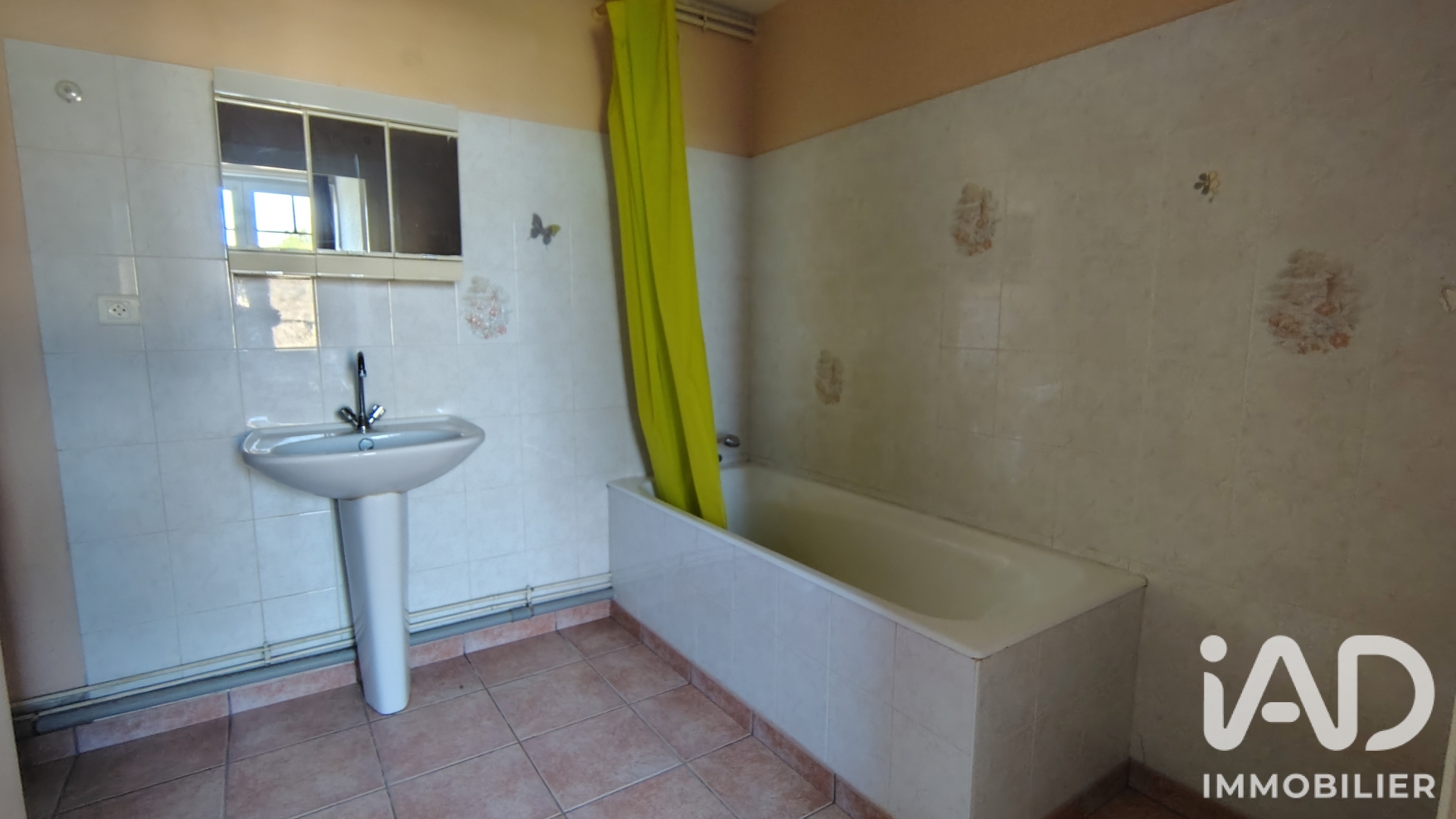 Vente maison à Fontenay-le-Comte (85200) : maison de campagne 5 pièces 101 m² - 2058953 — 11
