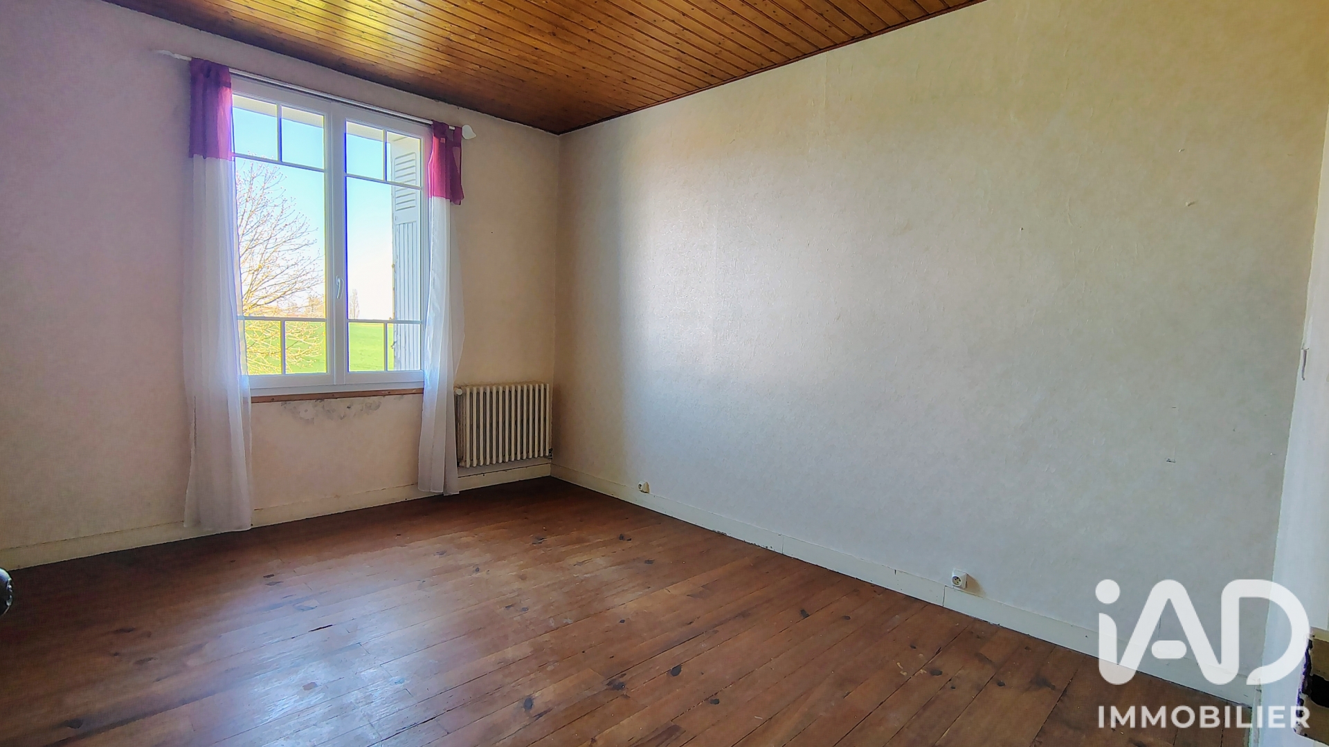Vente maison à Fontenay-le-Comte (85200) : maison de campagne 5 pièces 101 m² - 2058953 — 16