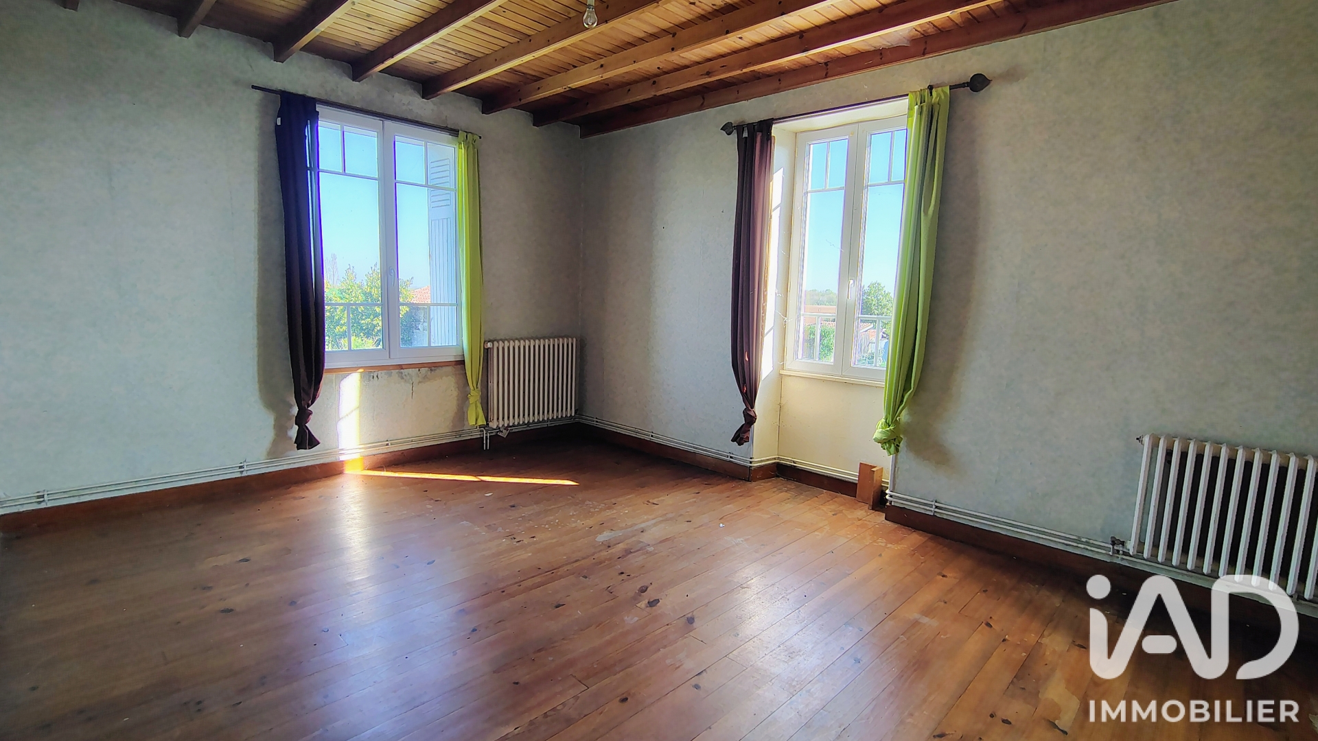 Vente maison à Fontenay-le-Comte (85200) : maison de campagne 5 pièces 101 m² - 2058953 — 17