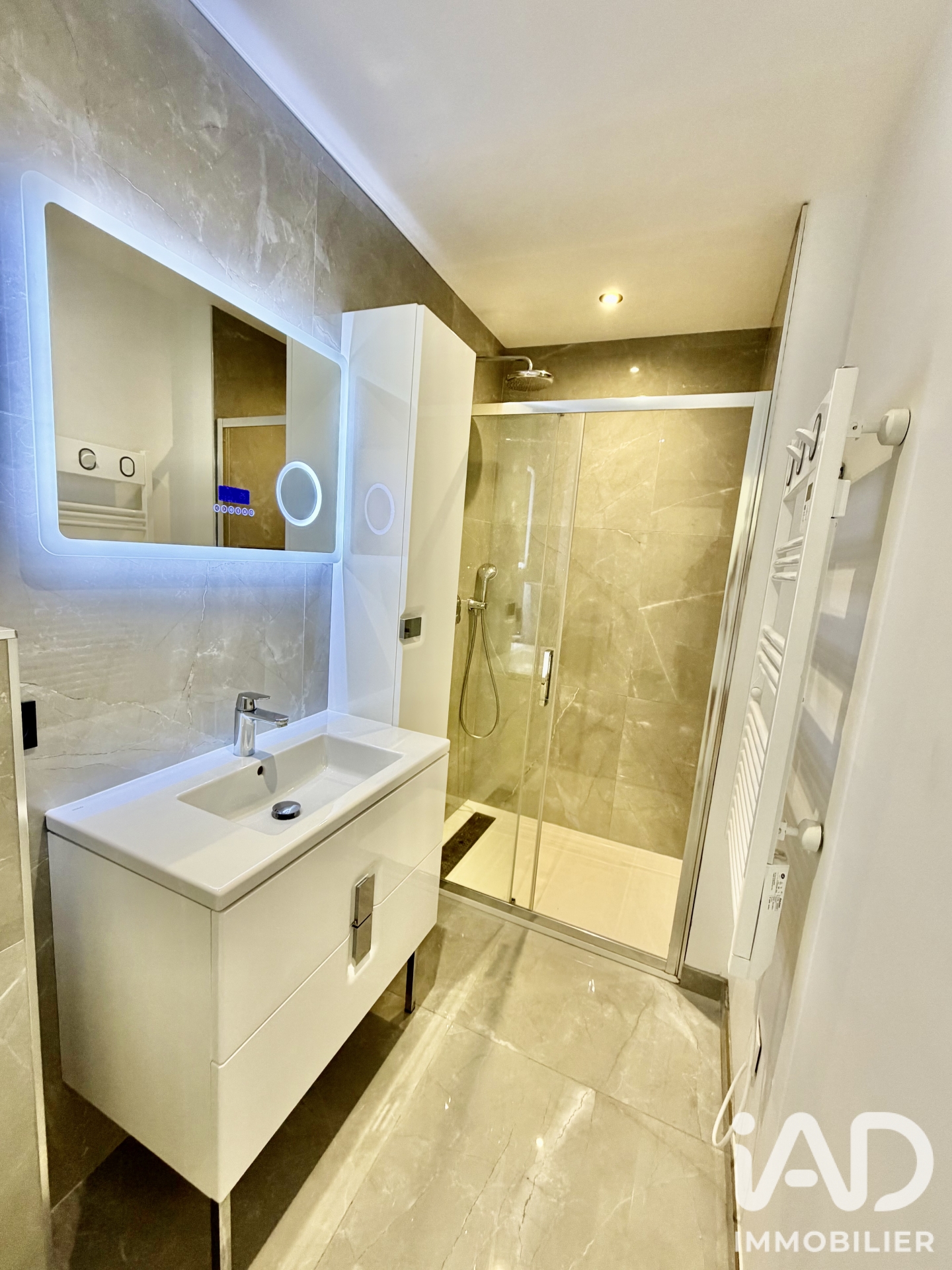 Vente maison à Flassans-sur-Issole (83340) : maison 7 pièces 232 m² - 2058735 — 7