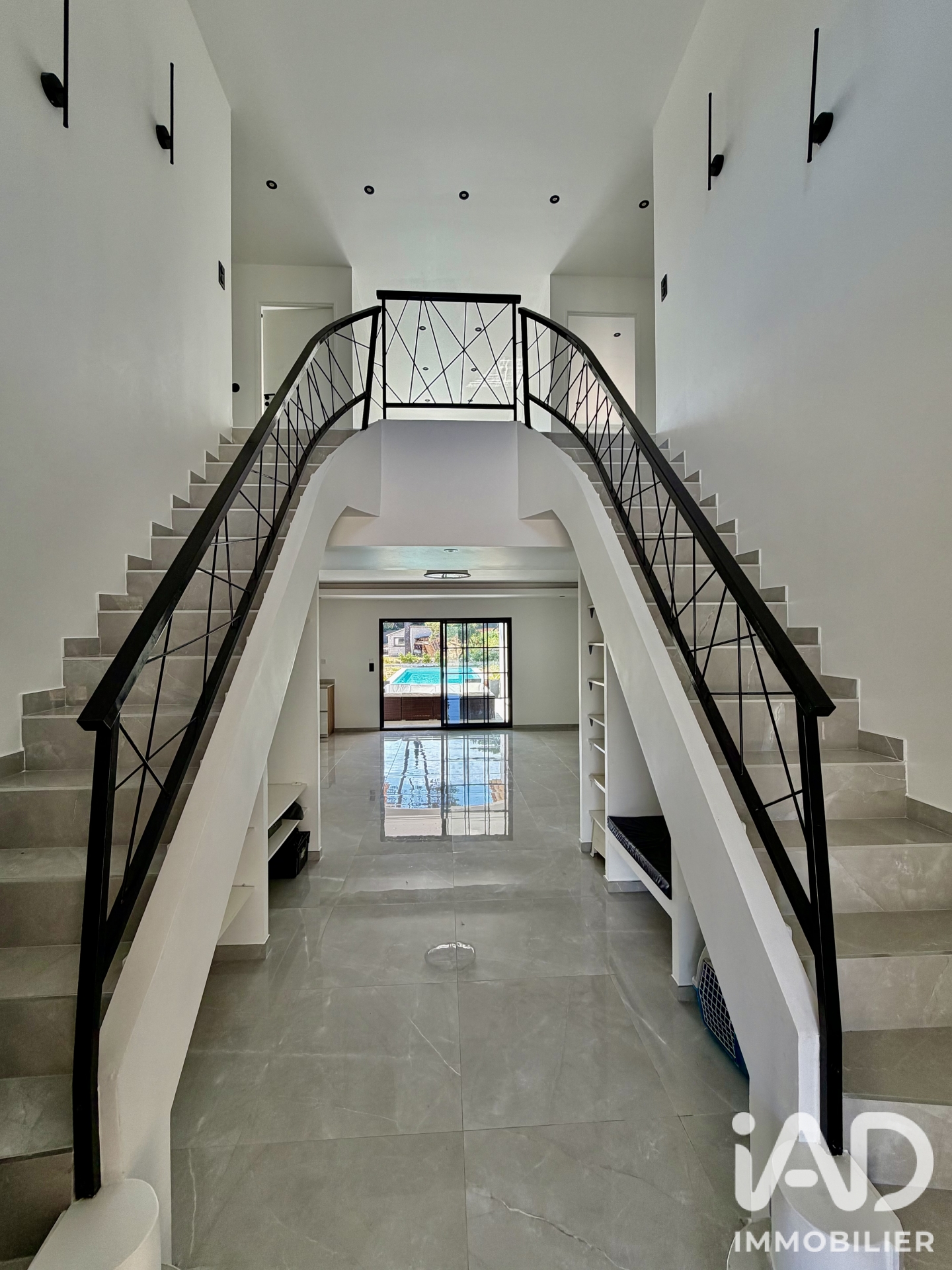 Vente maison à Flassans-sur-Issole (83340) : maison 7 pièces 232 m² - 2058735 — 8