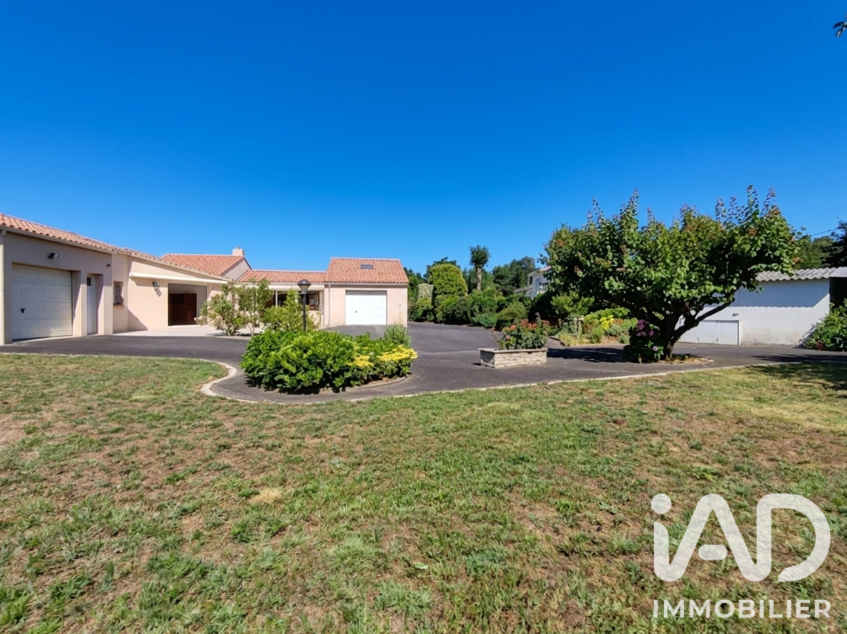 Vente maison à Challans (85300) : maison 6 pièces 135 m² - 2047487 — 16